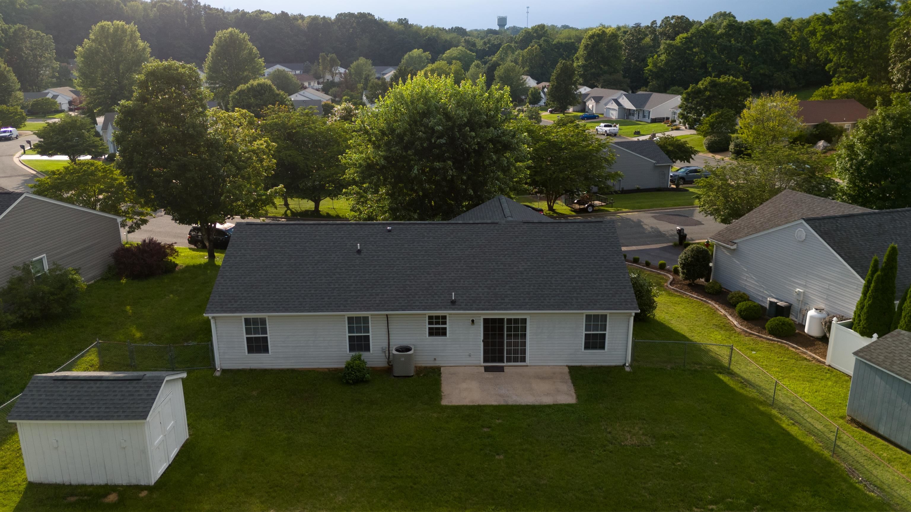 302 LANCELOT LN, STAUNTON, Virginia 24401, 3 Bedrooms Bedrooms, ,2 BathroomsBathrooms,Residential,302 LANCELOT LN,666913 MLS # 666913