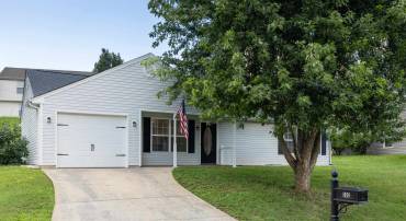 302 LANCELOT LN, STAUNTON, Virginia 24401, 3 Bedrooms Bedrooms, ,2 BathroomsBathrooms,Residential,302 LANCELOT LN,666913 MLS # 666913