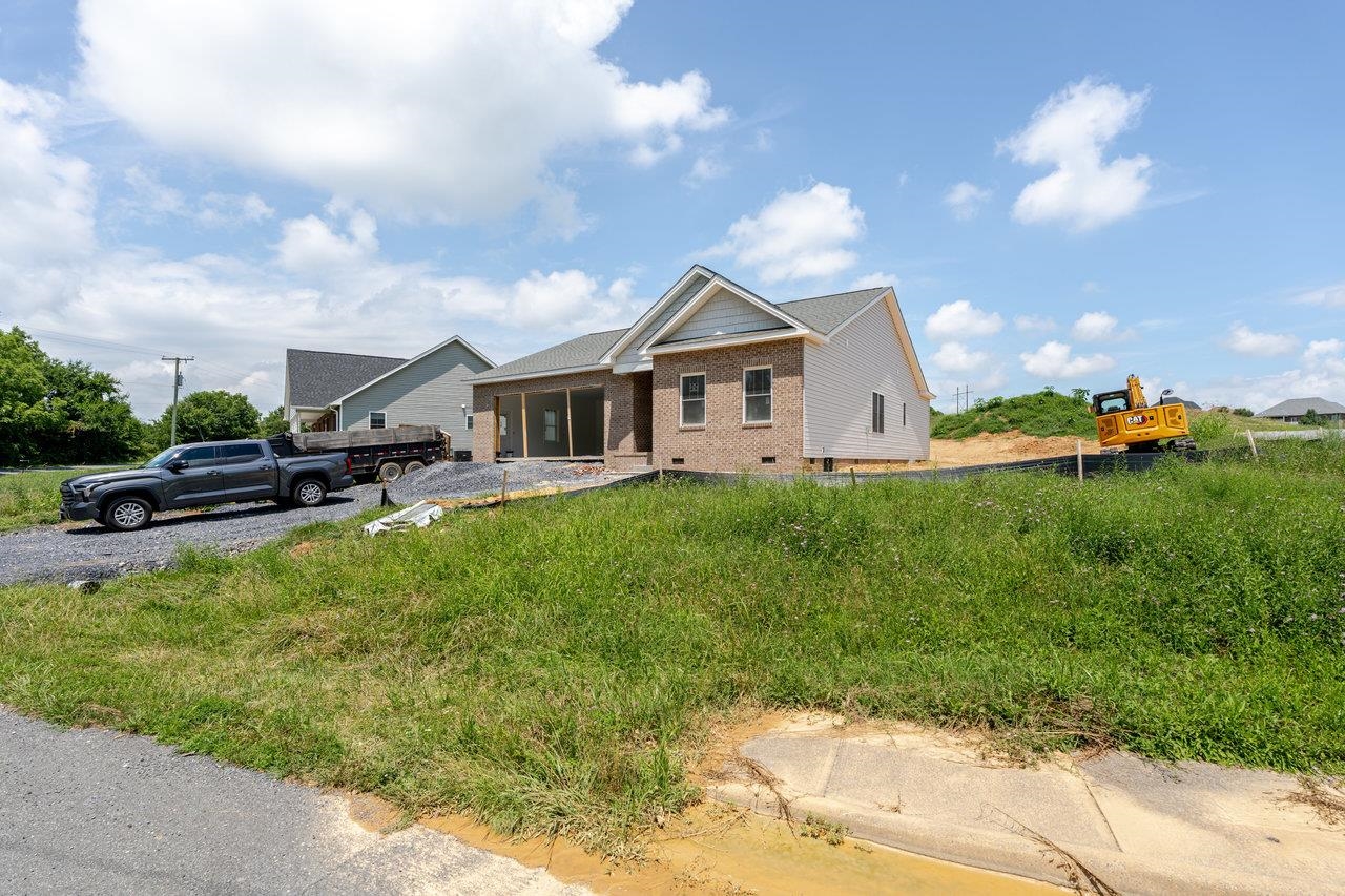 919 CLICKS LN, NEW MARKET, Virginia 22844, 3 Bedrooms Bedrooms, ,2 BathroomsBathrooms,Residential,919 CLICKS LN,666924 MLS # 666924
