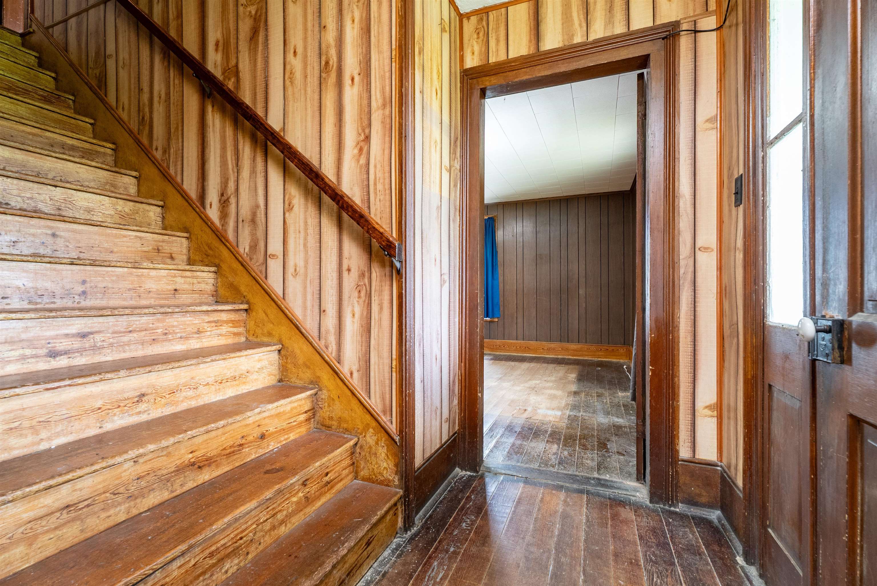 2199 BARRENRIDGE RD, STAUNTON, Virginia 24401, 4 Bedrooms Bedrooms, ,1 BathroomBathrooms,Residential,2199 BARRENRIDGE RD,666925 MLS # 666925