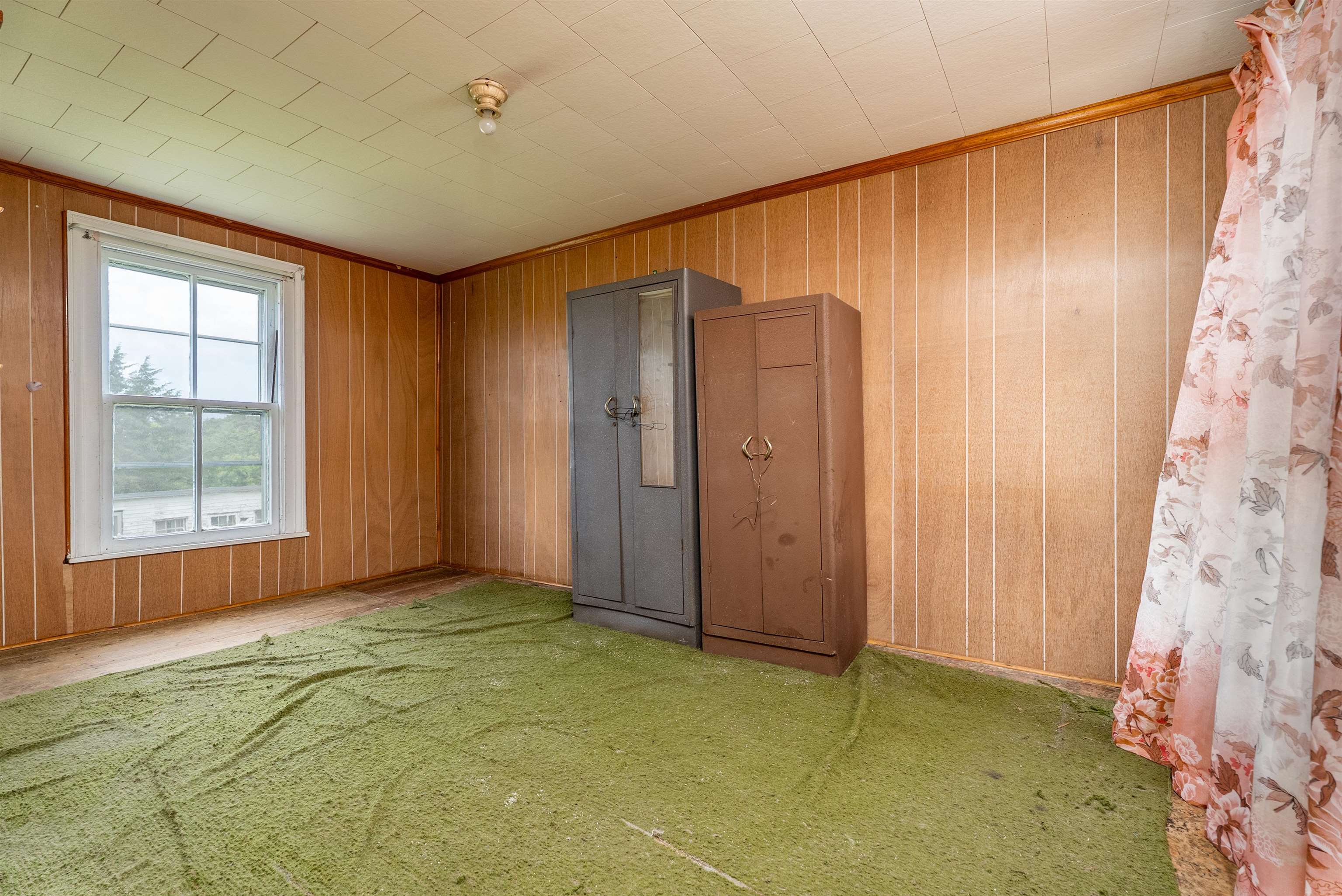 2199 BARRENRIDGE RD, STAUNTON, Virginia 24401, 4 Bedrooms Bedrooms, ,1 BathroomBathrooms,Residential,2199 BARRENRIDGE RD,666925 MLS # 666925