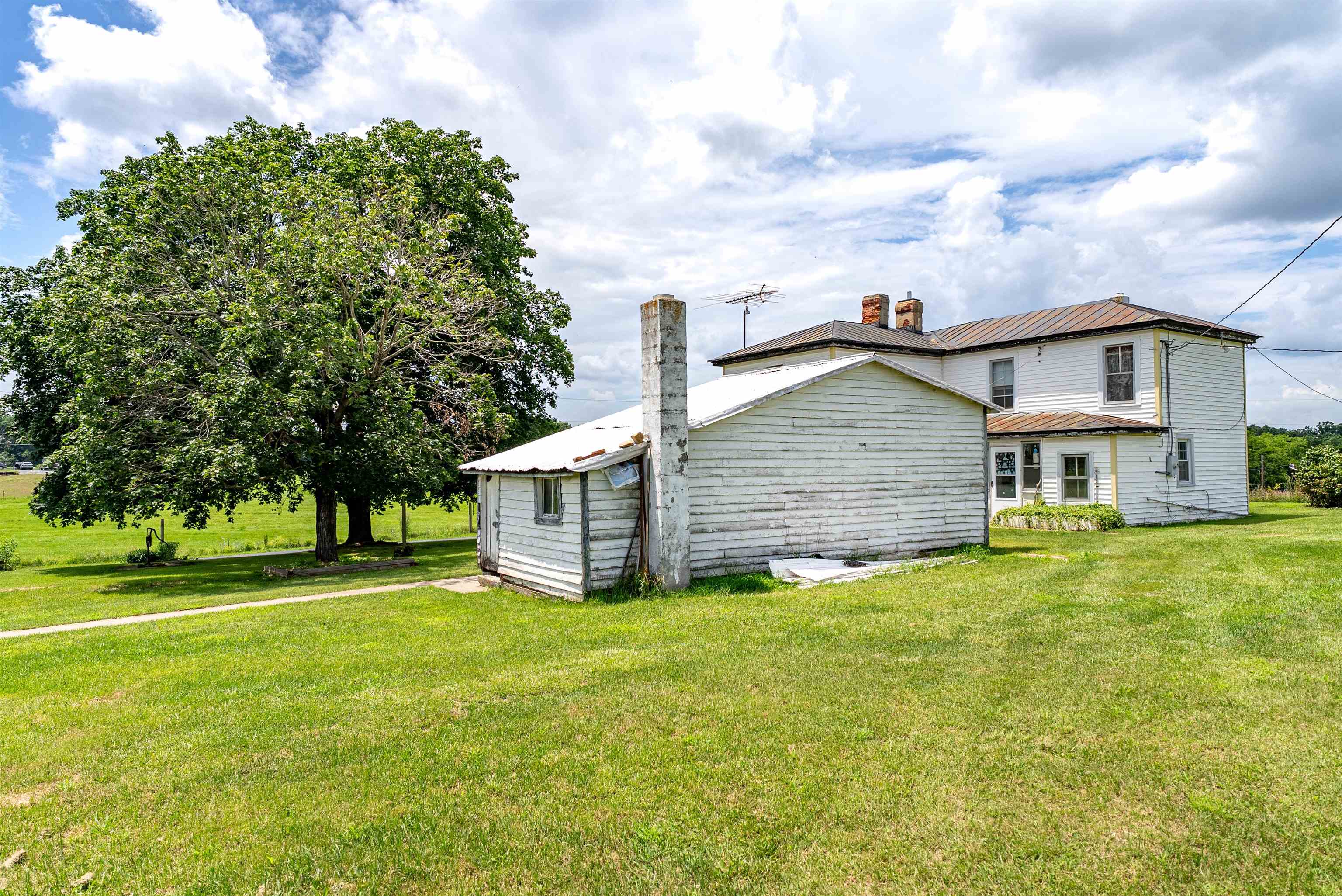 2199 BARRENRIDGE RD, STAUNTON, Virginia 24401, 4 Bedrooms Bedrooms, ,1 BathroomBathrooms,Residential,2199 BARRENRIDGE RD,666925 MLS # 666925