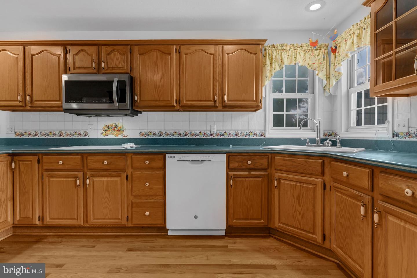 101 WINTERBERRY CT, WINCHESTER, Virginia 22602, 4 Bedrooms Bedrooms, ,3 BathroomsBathrooms,Residential,For sale,101 WINTERBERRY CT,VAFV2034788 MLS # VAFV2034788