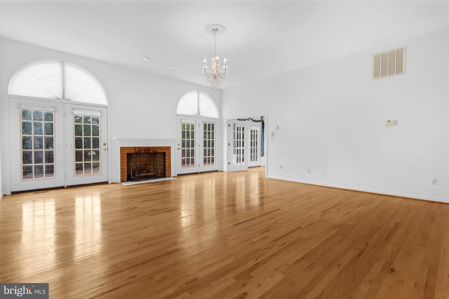 101 WINTERBERRY CT, WINCHESTER, Virginia 22602, 4 Bedrooms Bedrooms, ,3 BathroomsBathrooms,Residential,For sale,101 WINTERBERRY CT,VAFV2034788 MLS # VAFV2034788