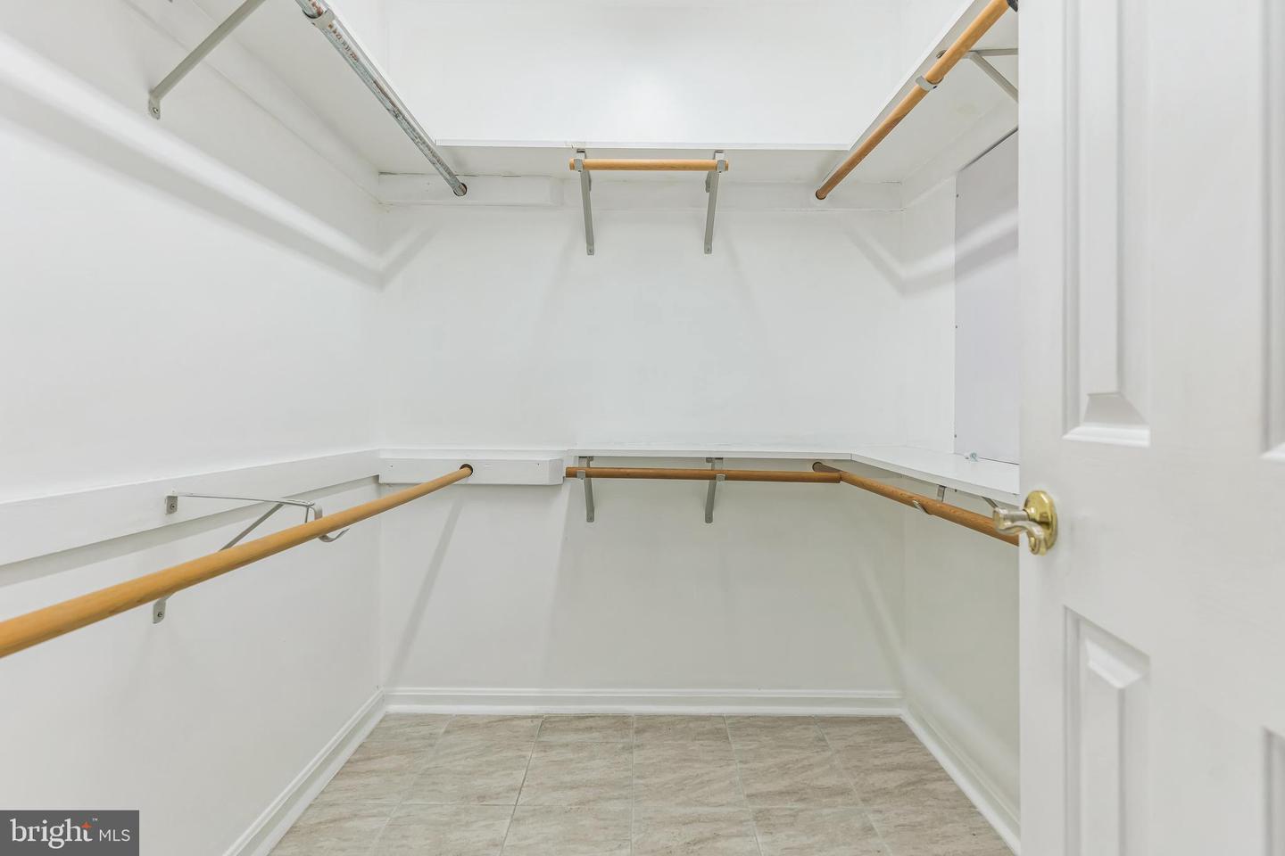 101 WINTERBERRY CT, WINCHESTER, Virginia 22602, 4 Bedrooms Bedrooms, ,3 BathroomsBathrooms,Residential,For sale,101 WINTERBERRY CT,VAFV2034788 MLS # VAFV2034788
