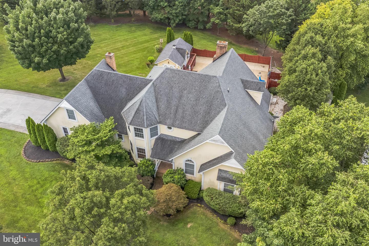 101 WINTERBERRY CT, WINCHESTER, Virginia 22602, 4 Bedrooms Bedrooms, ,3 BathroomsBathrooms,Residential,For sale,101 WINTERBERRY CT,VAFV2034788 MLS # VAFV2034788
