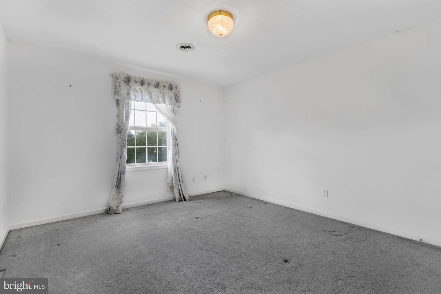 101 WINTERBERRY CT, WINCHESTER, Virginia 22602, 4 Bedrooms Bedrooms, ,3 BathroomsBathrooms,Residential,For sale,101 WINTERBERRY CT,VAFV2034788 MLS # VAFV2034788