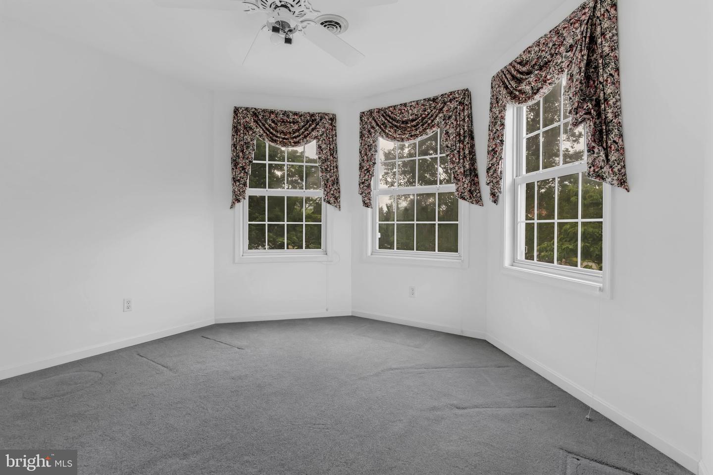 101 WINTERBERRY CT, WINCHESTER, Virginia 22602, 4 Bedrooms Bedrooms, ,3 BathroomsBathrooms,Residential,For sale,101 WINTERBERRY CT,VAFV2034788 MLS # VAFV2034788