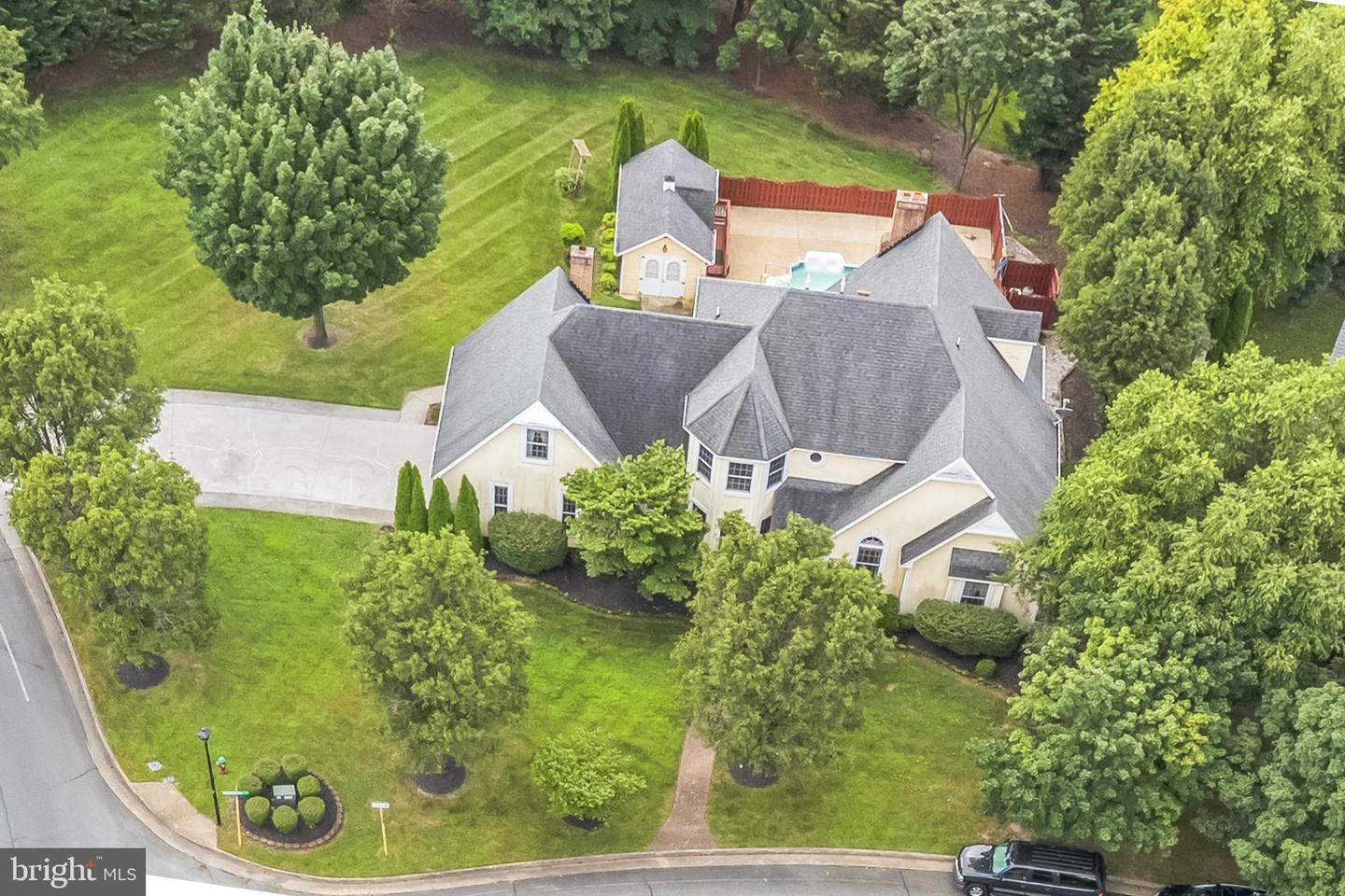 101 WINTERBERRY CT, WINCHESTER, Virginia 22602, 4 Bedrooms Bedrooms, ,3 BathroomsBathrooms,Residential,For sale,101 WINTERBERRY CT,VAFV2034788 MLS # VAFV2034788