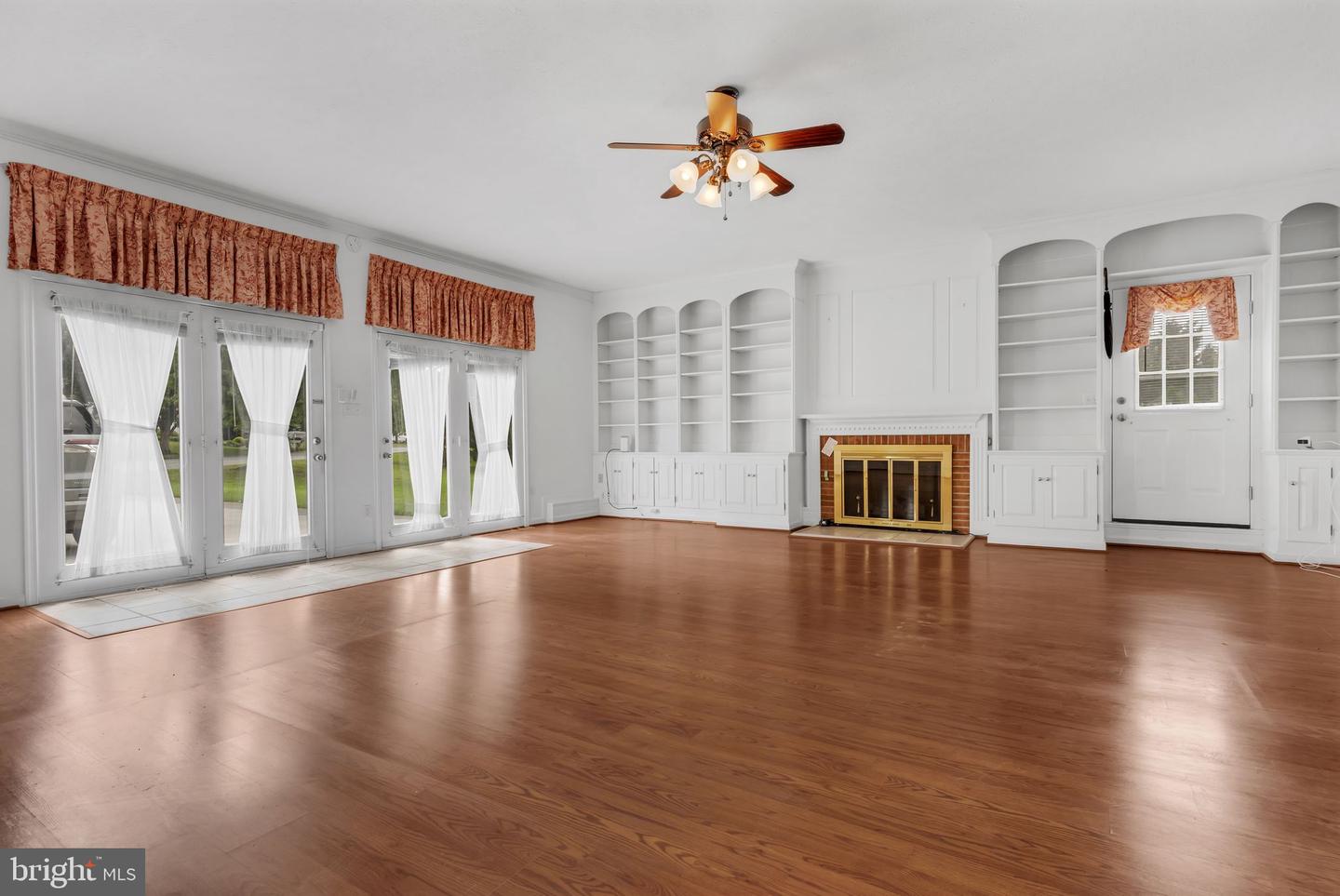 101 WINTERBERRY CT, WINCHESTER, Virginia 22602, 4 Bedrooms Bedrooms, ,3 BathroomsBathrooms,Residential,For sale,101 WINTERBERRY CT,VAFV2034788 MLS # VAFV2034788