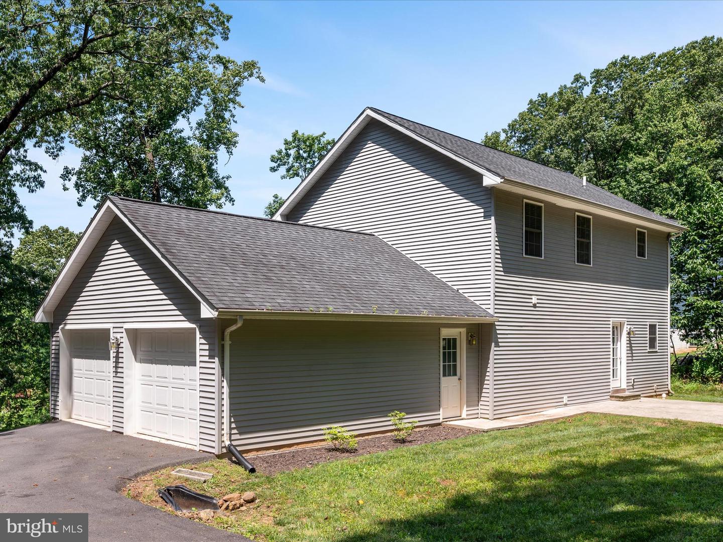 231 GREENFIELD RD, FRONT ROYAL, Virginia 22630, 3 Bedrooms Bedrooms, ,2 BathroomsBathrooms,Residential,For sale,231 GREENFIELD RD,VAWR2011440 MLS # VAWR2011440