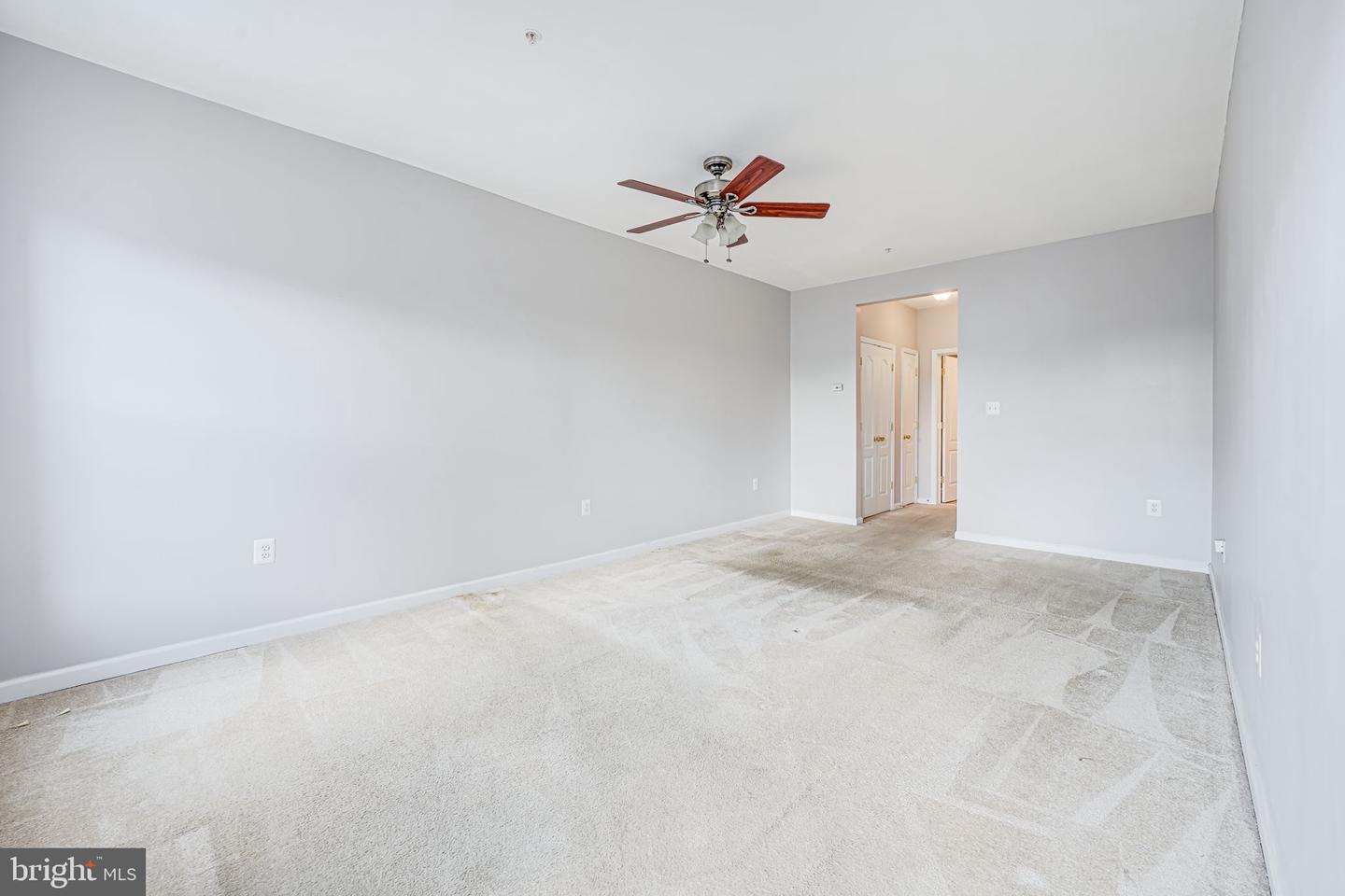 9711 HANDERSON PL #UNIT 206, MANASSAS PARK, Virginia 20111, 2 Bedrooms Bedrooms, ,2 BathroomsBathrooms,Residential,For sale,9711 HANDERSON PL #UNIT 206,VAMP2003124 MLS # VAMP2003124
