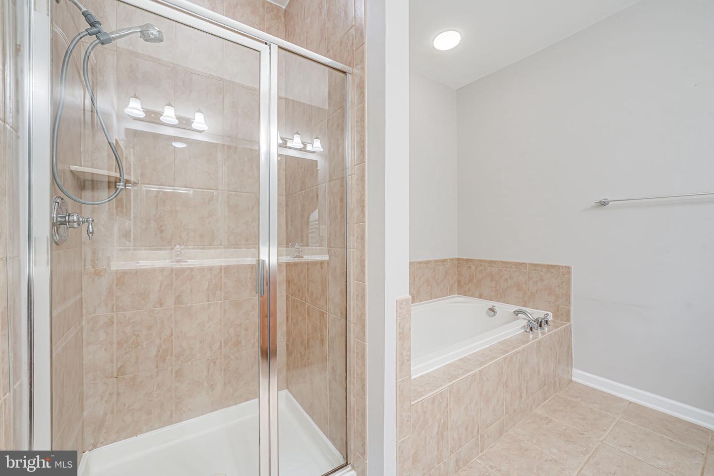 9711 HANDERSON PL #UNIT 206, MANASSAS PARK, Virginia 20111, 2 Bedrooms Bedrooms, ,2 BathroomsBathrooms,Residential,For sale,9711 HANDERSON PL #UNIT 206,VAMP2003124 MLS # VAMP2003124