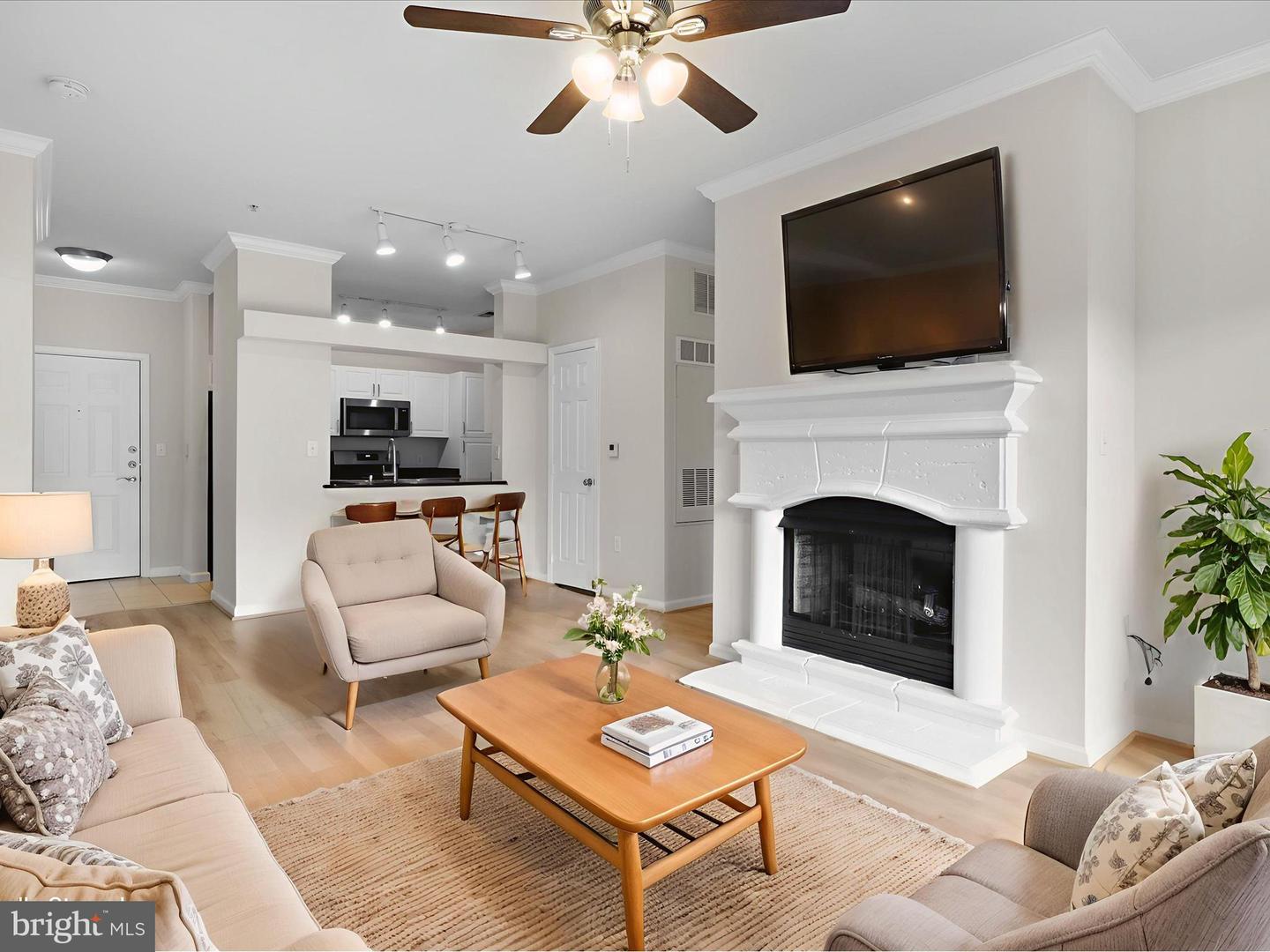 12945 CENTRE PARK CIR #310, HERNDON, Virginia 20171, 3 Bedrooms Bedrooms, ,2 BathroomsBathrooms,Residential,For sale,12945 CENTRE PARK CIR #310,VAFX2251760 MLS # VAFX2251760