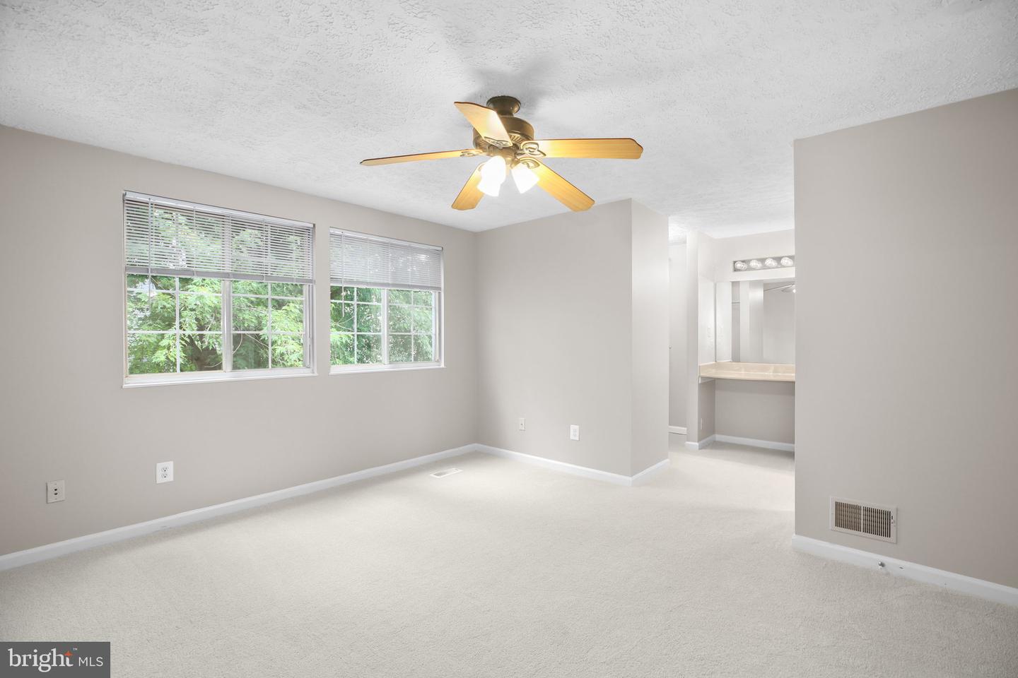 110 RIDGECREST CT, STAFFORD, Virginia 22554, 2 Bedrooms Bedrooms, ,2 BathroomsBathrooms,Residential,For sale,110 RIDGECREST CT,VAST2040366 MLS # VAST2040366