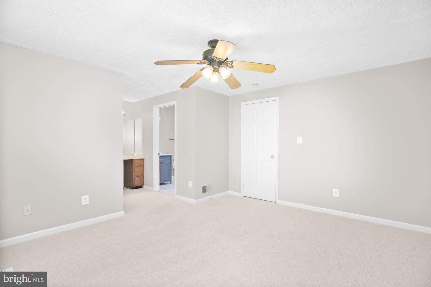 110 RIDGECREST CT, STAFFORD, Virginia 22554, 2 Bedrooms Bedrooms, ,2 BathroomsBathrooms,Residential,For sale,110 RIDGECREST CT,VAST2040366 MLS # VAST2040366