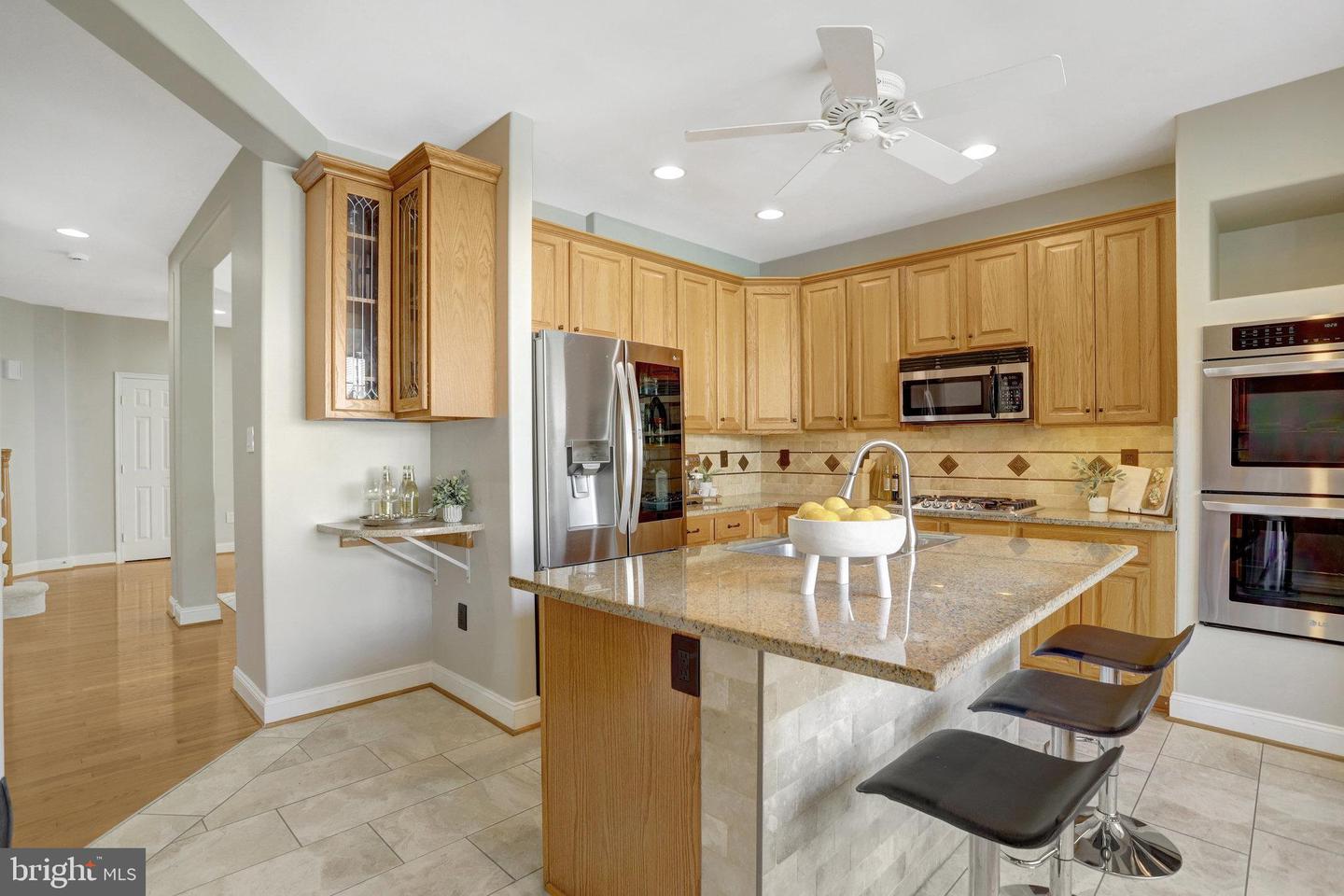 8552 BAUER CIR, SPRINGFIELD, Virginia 22152, 4 Bedrooms Bedrooms, ,3 BathroomsBathrooms,Residential,For sale,8552 BAUER CIR,VAFX2252712 MLS # VAFX2252712