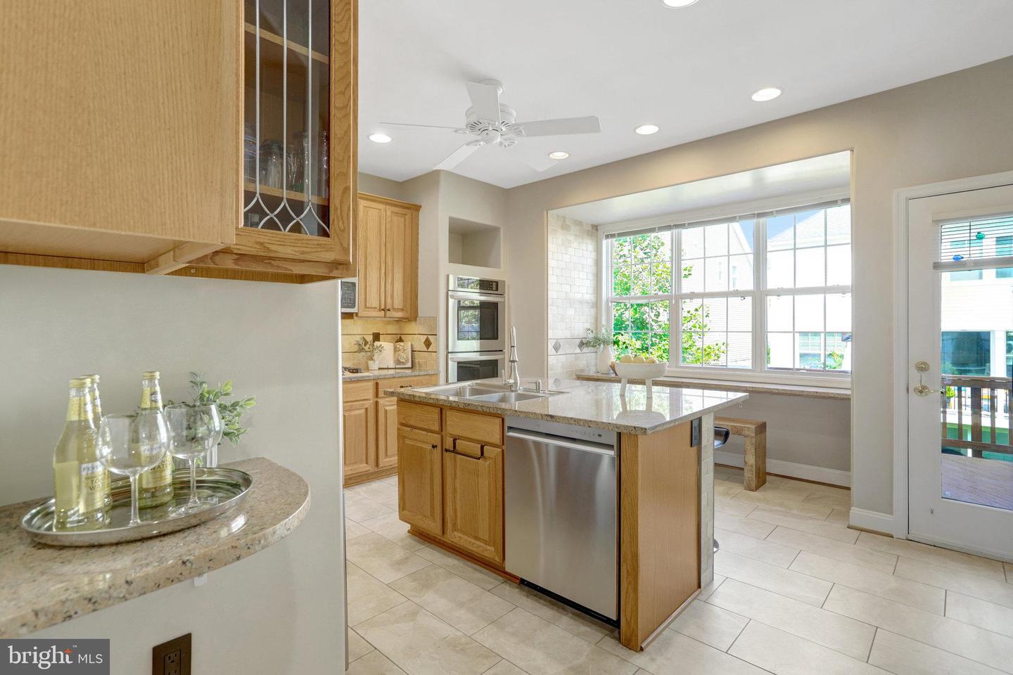 8552 BAUER CIR, SPRINGFIELD, Virginia 22152, 4 Bedrooms Bedrooms, ,3 BathroomsBathrooms,Residential,For sale,8552 BAUER CIR,VAFX2252712 MLS # VAFX2252712