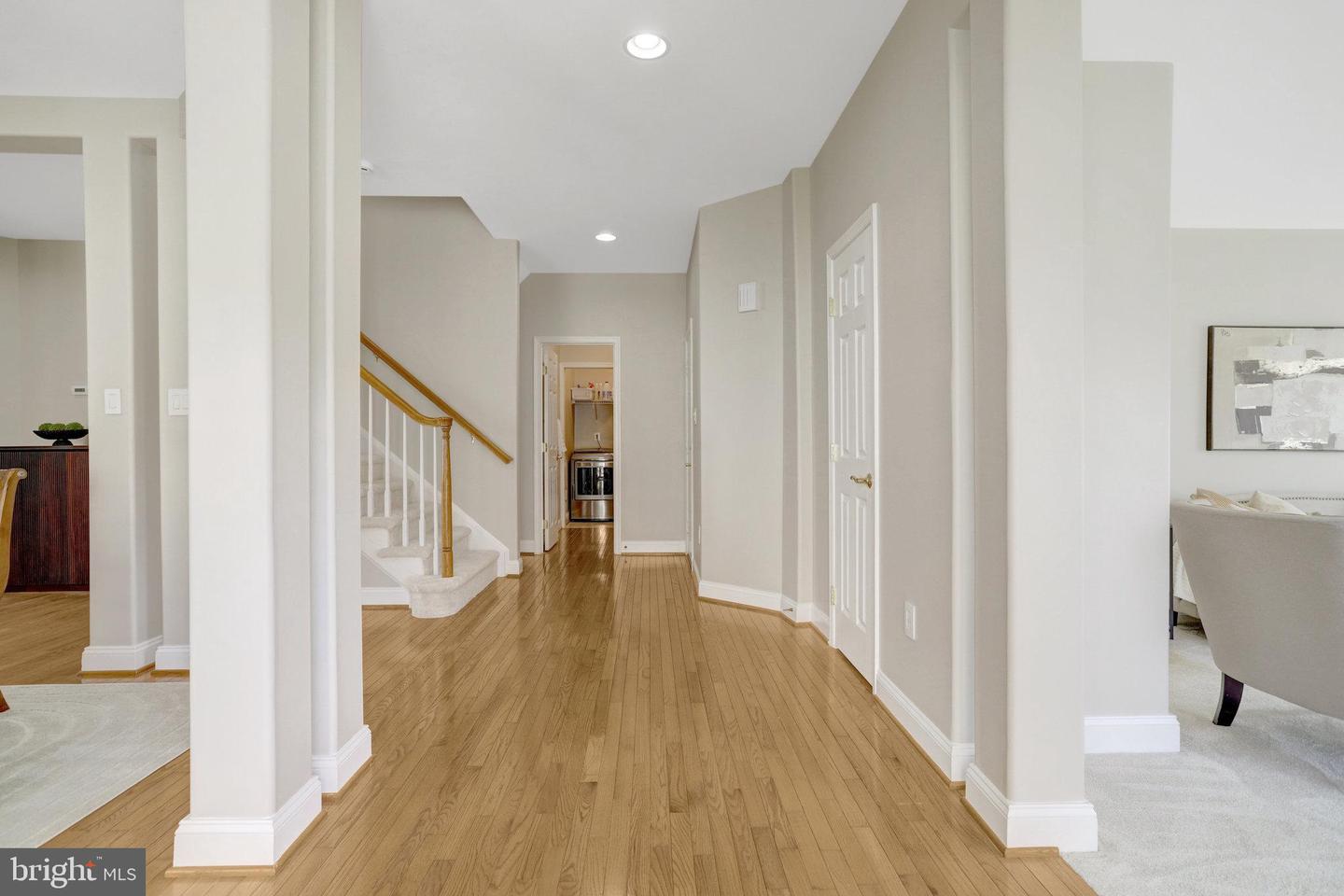 8552 BAUER CIR, SPRINGFIELD, Virginia 22152, 4 Bedrooms Bedrooms, ,3 BathroomsBathrooms,Residential,For sale,8552 BAUER CIR,VAFX2252712 MLS # VAFX2252712