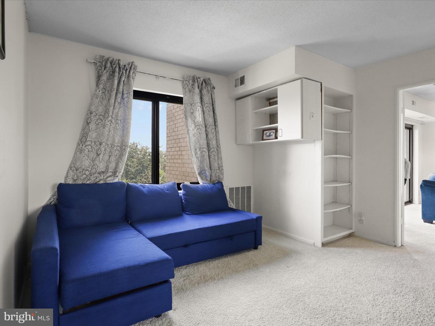 205 YOAKUM PKWY #1020, ALEXANDRIA, Virginia 22304, 2 Bedrooms Bedrooms, ,1 BathroomBathrooms,Residential,For sale,205 YOAKUM PKWY #1020,VAAX2047102 MLS # VAAX2047102