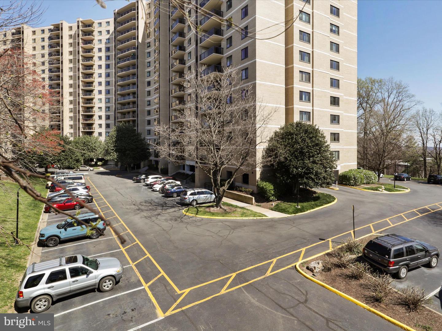 205 YOAKUM PKWY #1020, ALEXANDRIA, Virginia 22304, 2 Bedrooms Bedrooms, ,1 BathroomBathrooms,Residential,For sale,205 YOAKUM PKWY #1020,VAAX2047102 MLS # VAAX2047102