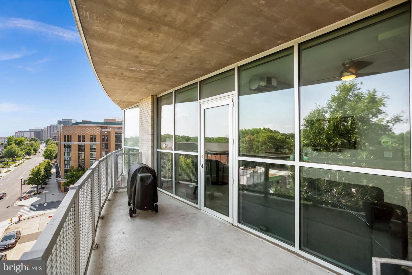 3409 WILSON BLVD #513, ARLINGTON, Virginia 22201, 1 Bedroom Bedrooms, ,1 BathroomBathrooms,Residential,For sale,3409 WILSON BLVD #513,VAAR2060272 MLS # VAAR2060272