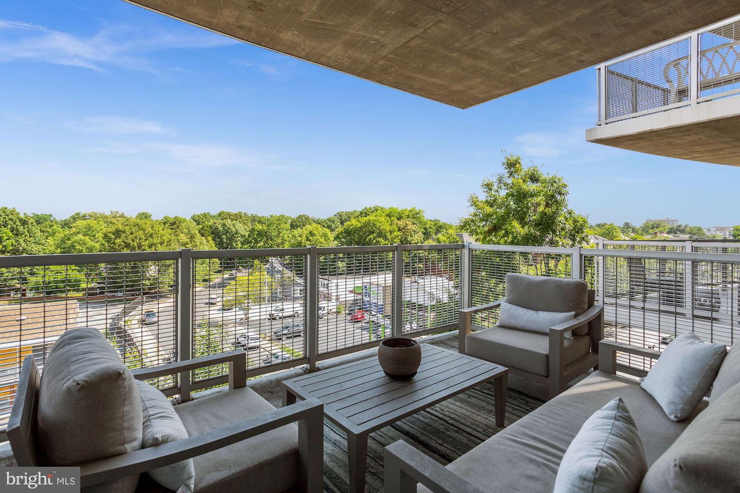 3409 WILSON BLVD #513, ARLINGTON, Virginia 22201, 1 Bedroom Bedrooms, ,1 BathroomBathrooms,Residential,For sale,3409 WILSON BLVD #513,VAAR2060272 MLS # VAAR2060272