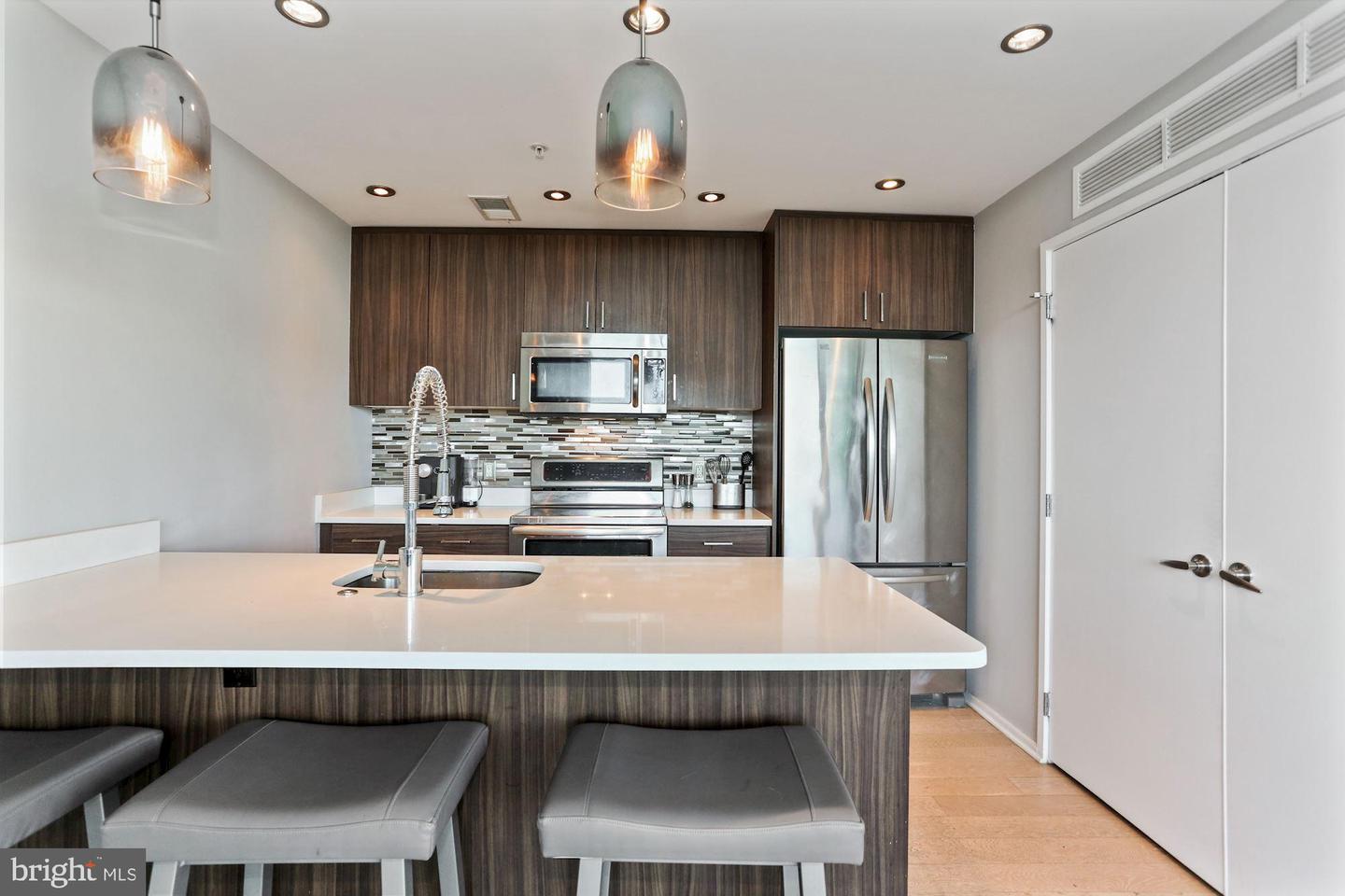 3409 WILSON BLVD #513, ARLINGTON, Virginia 22201, 1 Bedroom Bedrooms, ,1 BathroomBathrooms,Residential,For sale,3409 WILSON BLVD #513,VAAR2060272 MLS # VAAR2060272