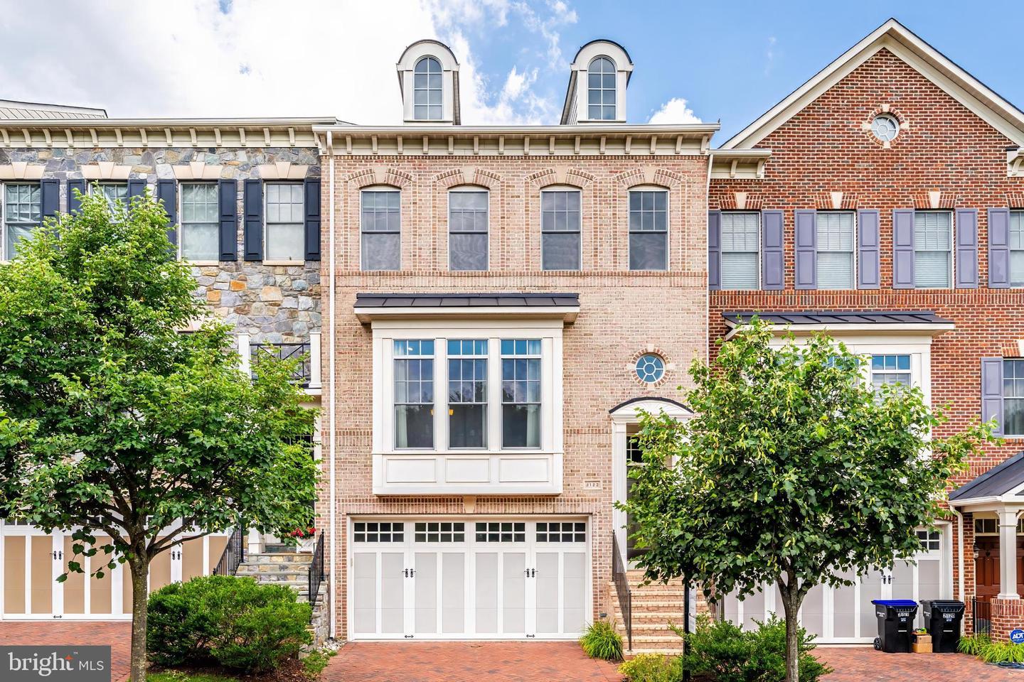 2122 MCCONVEY PL, FALLS CHURCH, Virginia 22043, 4 Bedrooms Bedrooms, ,3 BathroomsBathrooms,Residential,For sale,2122 MCCONVEY PL,VAFX2253850 MLS # VAFX2253850