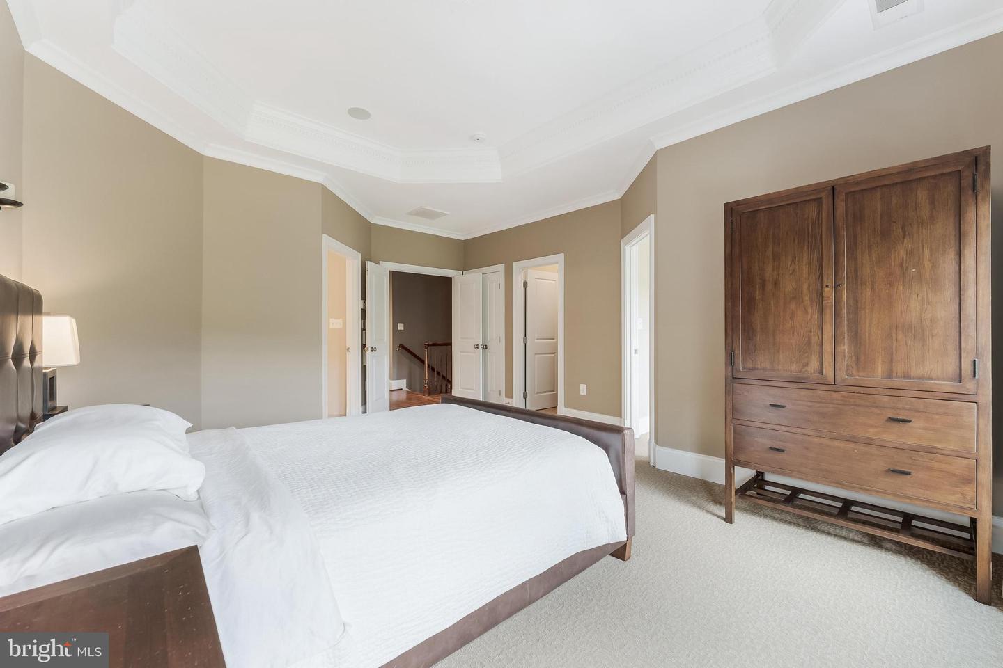 2122 MCCONVEY PL, FALLS CHURCH, Virginia 22043, 4 Bedrooms Bedrooms, ,3 BathroomsBathrooms,Residential,For sale,2122 MCCONVEY PL,VAFX2253850 MLS # VAFX2253850