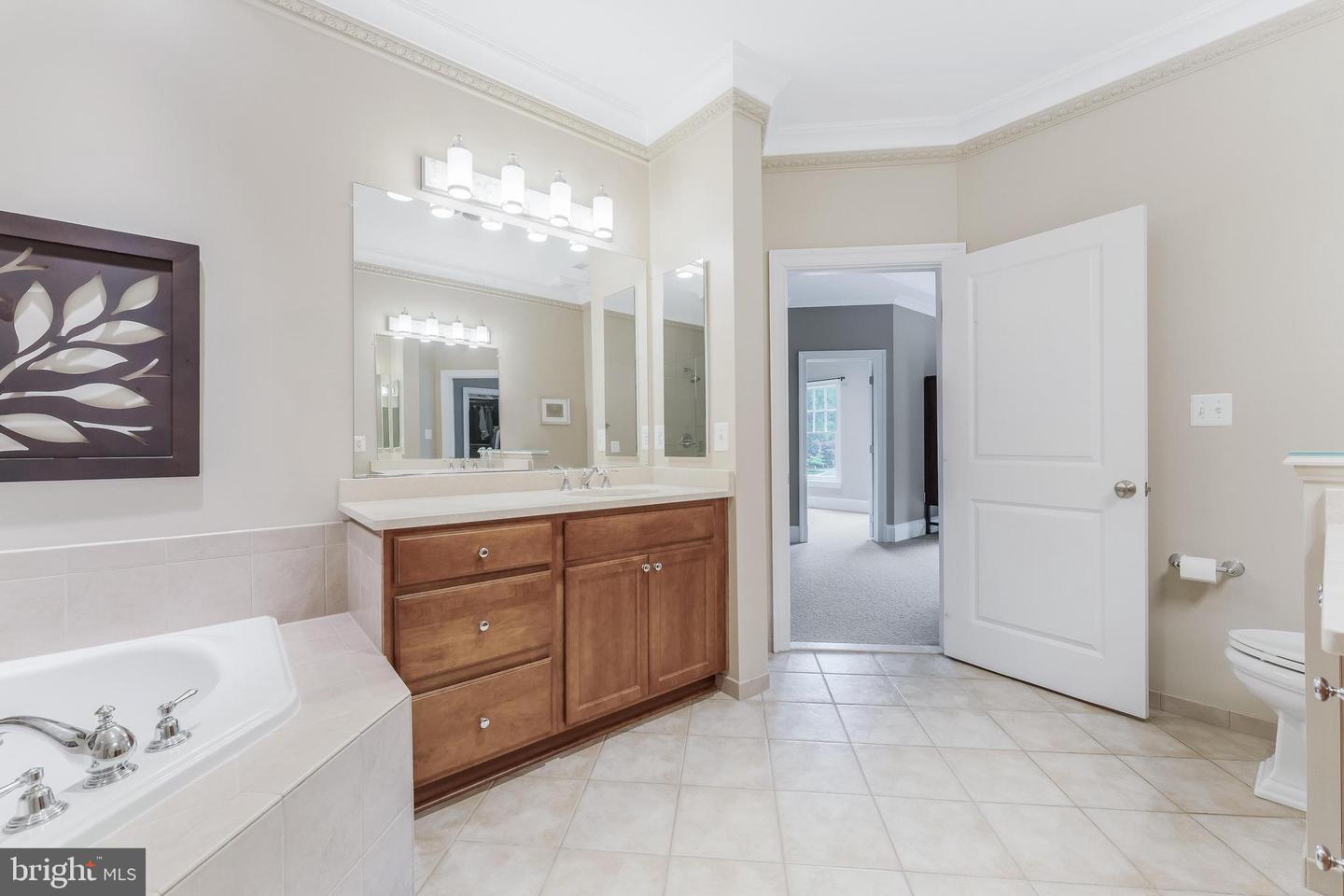 2122 MCCONVEY PL, FALLS CHURCH, Virginia 22043, 4 Bedrooms Bedrooms, ,3 BathroomsBathrooms,Residential,For sale,2122 MCCONVEY PL,VAFX2253850 MLS # VAFX2253850
