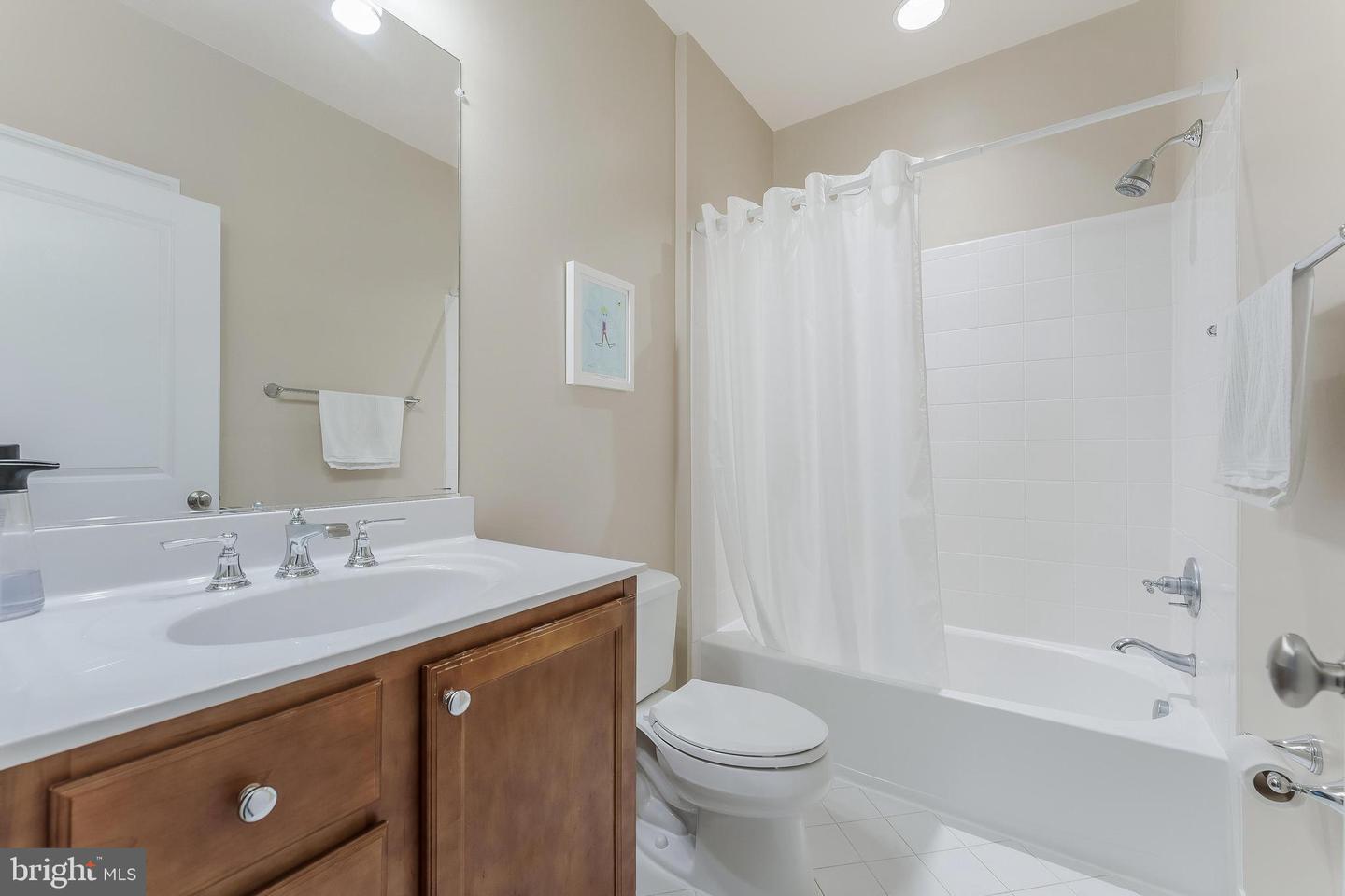 2122 MCCONVEY PL, FALLS CHURCH, Virginia 22043, 4 Bedrooms Bedrooms, ,3 BathroomsBathrooms,Residential,For sale,2122 MCCONVEY PL,VAFX2253850 MLS # VAFX2253850