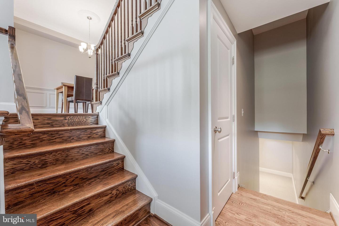 2122 MCCONVEY PL, FALLS CHURCH, Virginia 22043, 4 Bedrooms Bedrooms, ,3 BathroomsBathrooms,Residential,For sale,2122 MCCONVEY PL,VAFX2253850 MLS # VAFX2253850