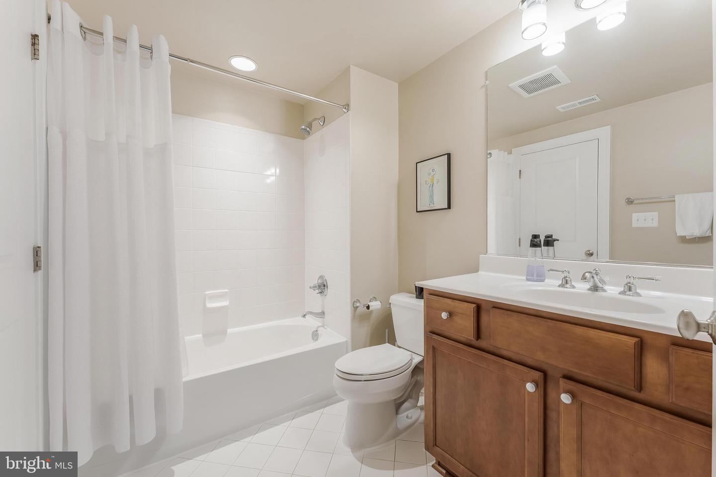2122 MCCONVEY PL, FALLS CHURCH, Virginia 22043, 4 Bedrooms Bedrooms, ,3 BathroomsBathrooms,Residential,For sale,2122 MCCONVEY PL,VAFX2253850 MLS # VAFX2253850