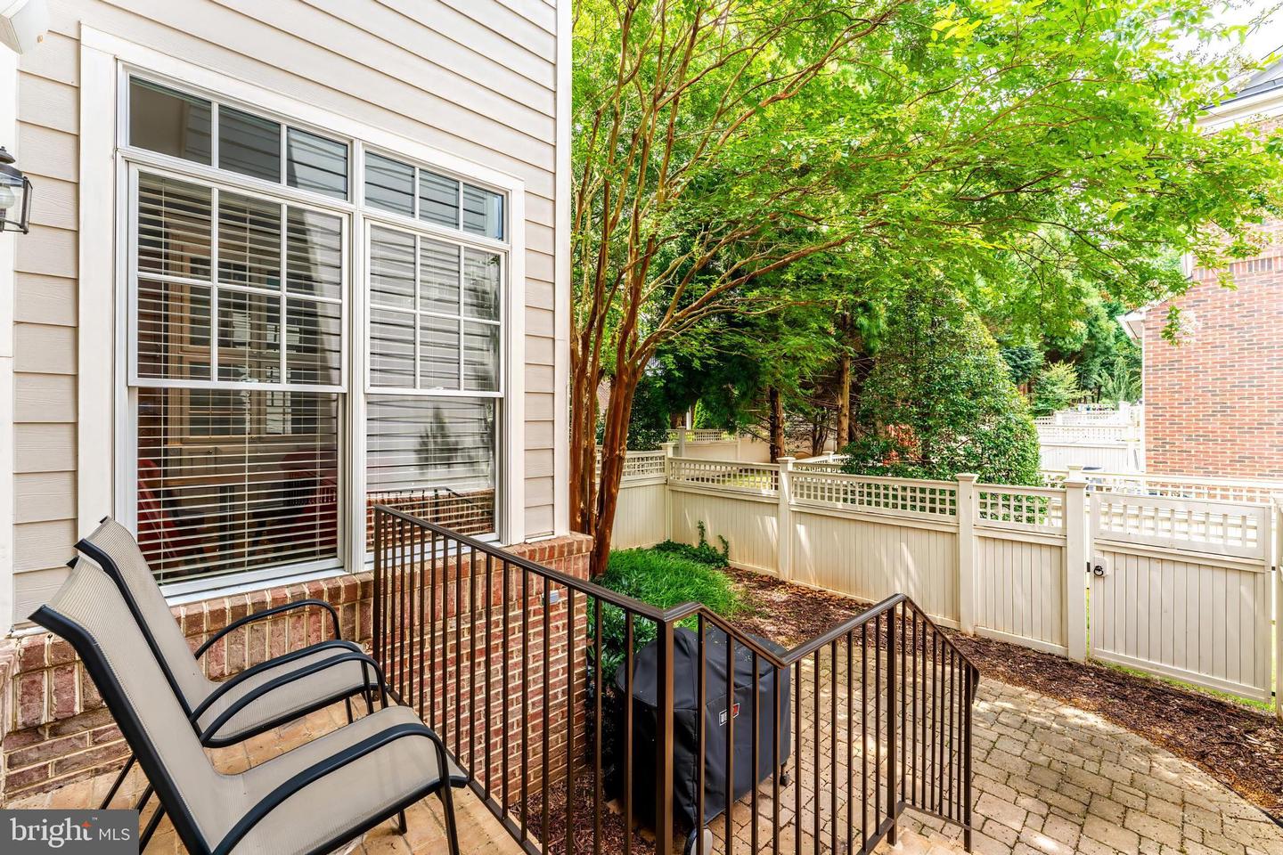 2122 MCCONVEY PL, FALLS CHURCH, Virginia 22043, 4 Bedrooms Bedrooms, ,3 BathroomsBathrooms,Residential,For sale,2122 MCCONVEY PL,VAFX2253850 MLS # VAFX2253850