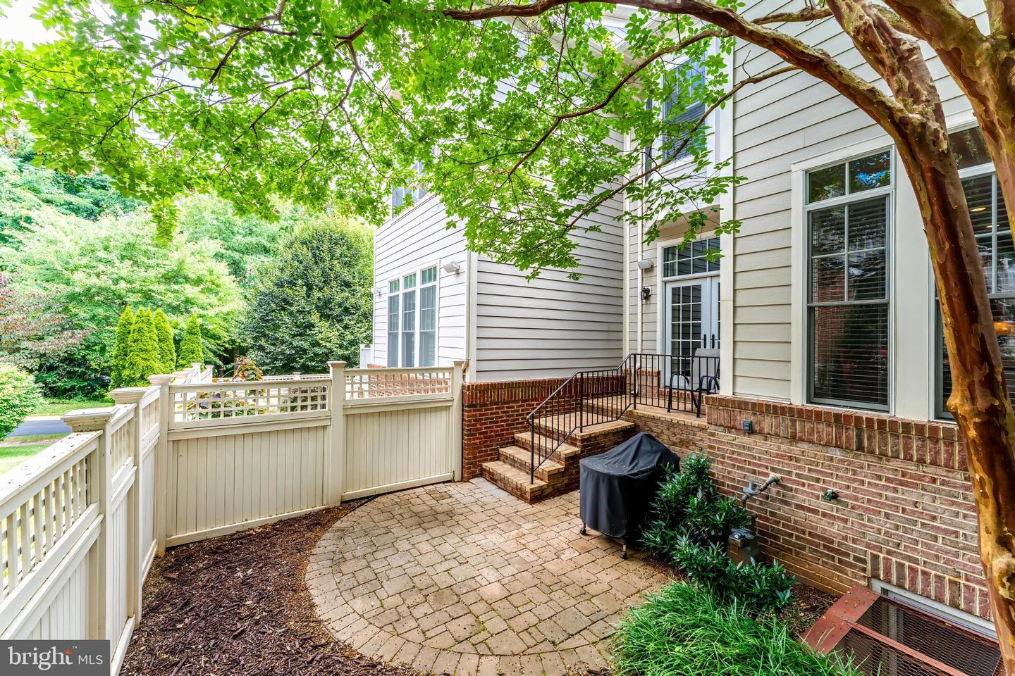 2122 MCCONVEY PL, FALLS CHURCH, Virginia 22043, 4 Bedrooms Bedrooms, ,3 BathroomsBathrooms,Residential,For sale,2122 MCCONVEY PL,VAFX2253850 MLS # VAFX2253850