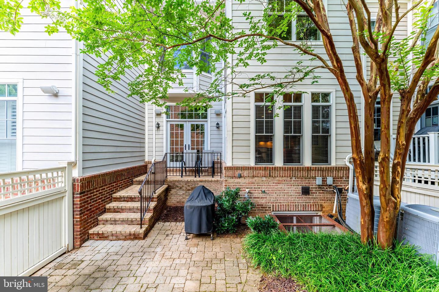 2122 MCCONVEY PL, FALLS CHURCH, Virginia 22043, 4 Bedrooms Bedrooms, ,3 BathroomsBathrooms,Residential,For sale,2122 MCCONVEY PL,VAFX2253850 MLS # VAFX2253850