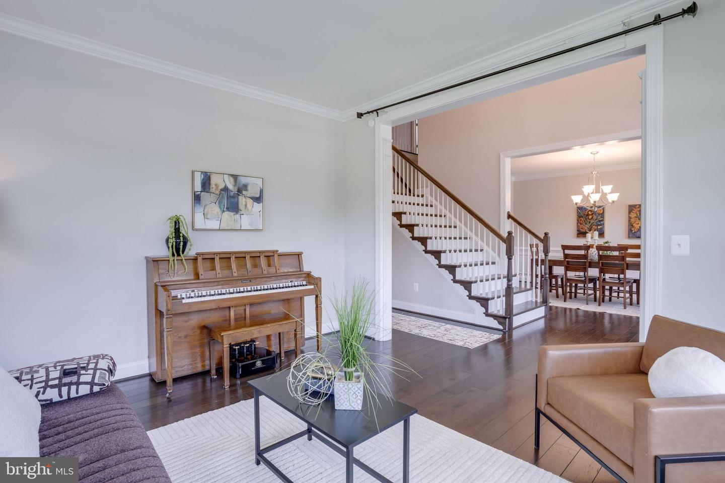 3139 SILVAN WOODS DR, FAIRFAX, Virginia 22031, 7 Bedrooms Bedrooms, ,5 BathroomsBathrooms,Residential,For sale,3139 SILVAN WOODS DR,VAFX2253910 MLS # VAFX2253910