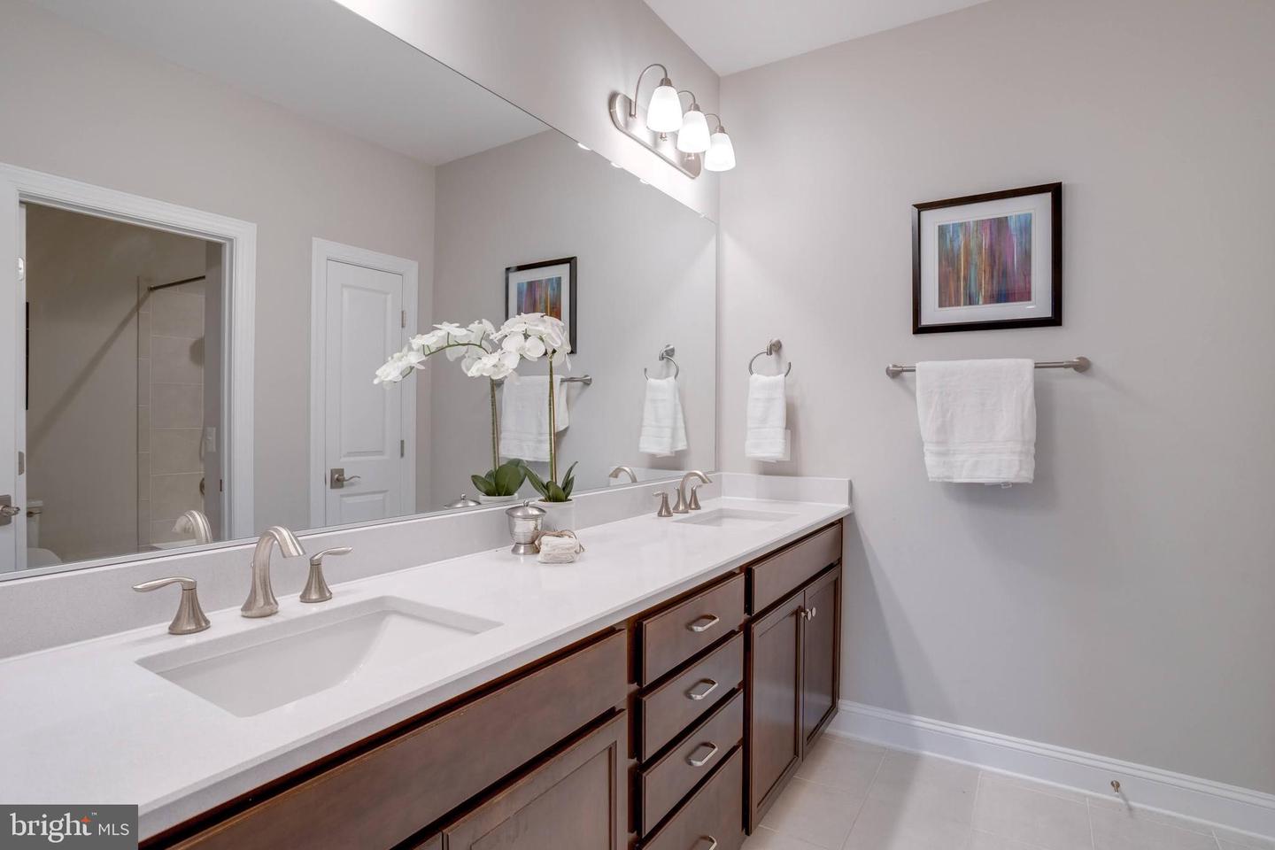 3139 SILVAN WOODS DR, FAIRFAX, Virginia 22031, 7 Bedrooms Bedrooms, ,5 BathroomsBathrooms,Residential,For sale,3139 SILVAN WOODS DR,VAFX2253910 MLS # VAFX2253910