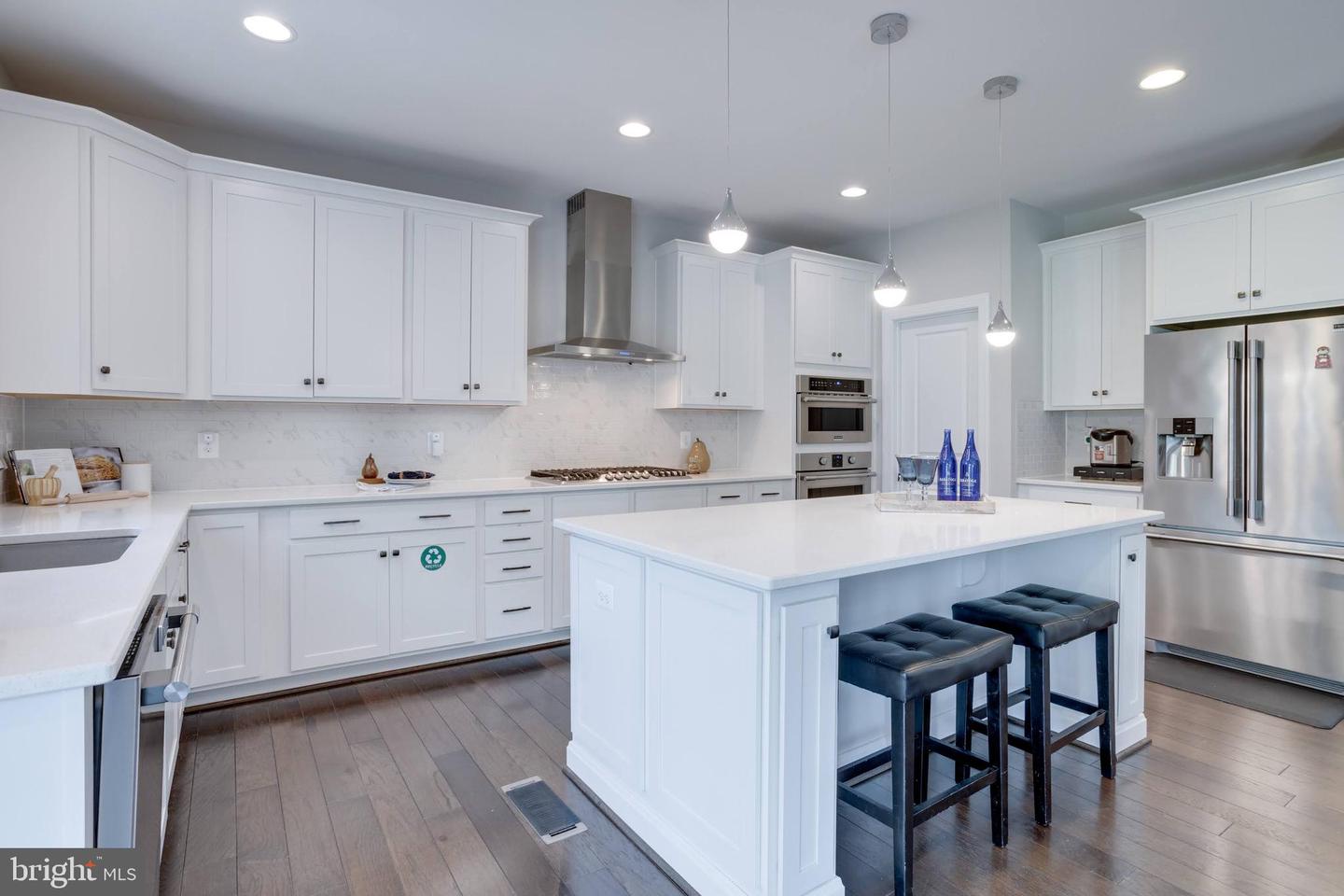 3139 SILVAN WOODS DR, FAIRFAX, Virginia 22031, 7 Bedrooms Bedrooms, ,5 BathroomsBathrooms,Residential,For sale,3139 SILVAN WOODS DR,VAFX2253910 MLS # VAFX2253910