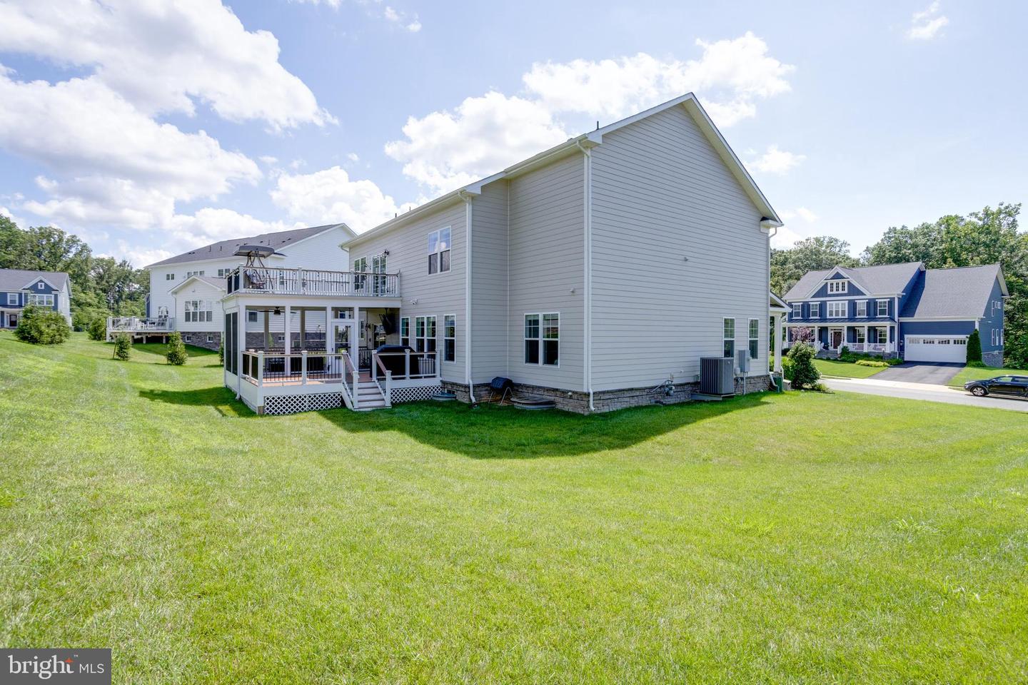 3139 SILVAN WOODS DR, FAIRFAX, Virginia 22031, 7 Bedrooms Bedrooms, ,5 BathroomsBathrooms,Residential,For sale,3139 SILVAN WOODS DR,VAFX2253910 MLS # VAFX2253910