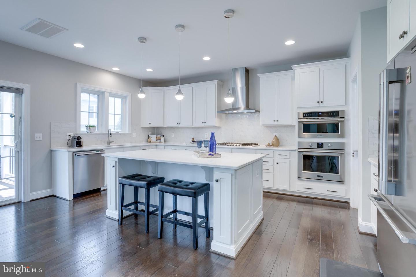 3139 SILVAN WOODS DR, FAIRFAX, Virginia 22031, 7 Bedrooms Bedrooms, ,5 BathroomsBathrooms,Residential,For sale,3139 SILVAN WOODS DR,VAFX2253910 MLS # VAFX2253910