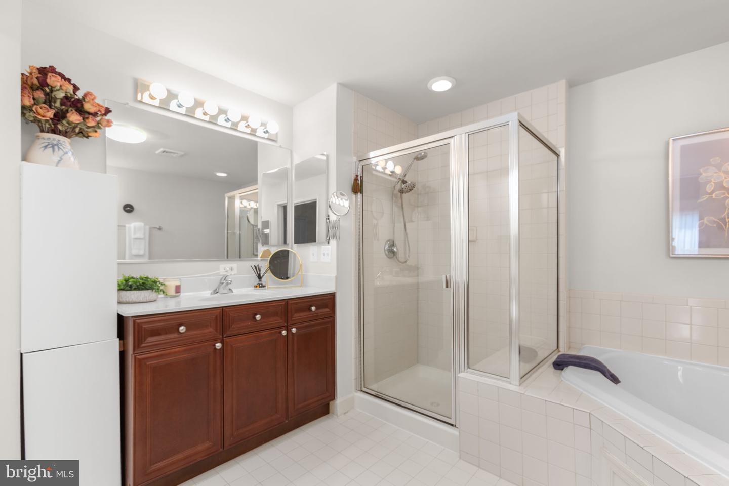 485 HARBOR SIDE ST #310, WOODBRIDGE, Virginia 22191, 2 Bedrooms Bedrooms, ,2 BathroomsBathrooms,Residential,For sale,485 HARBOR SIDE ST #310,VAPW2098762 MLS # VAPW2098762