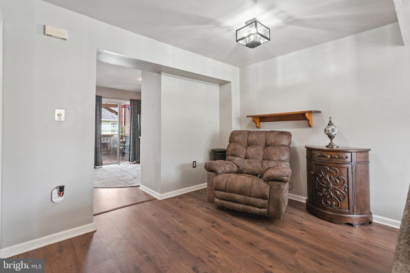 17363 AVION SQ, ROUND HILL, Virginia 20141, 4 Bedrooms Bedrooms, ,2 BathroomsBathrooms,Residential,For sale,17363 AVION SQ,VALO2101540 MLS # VALO2101540