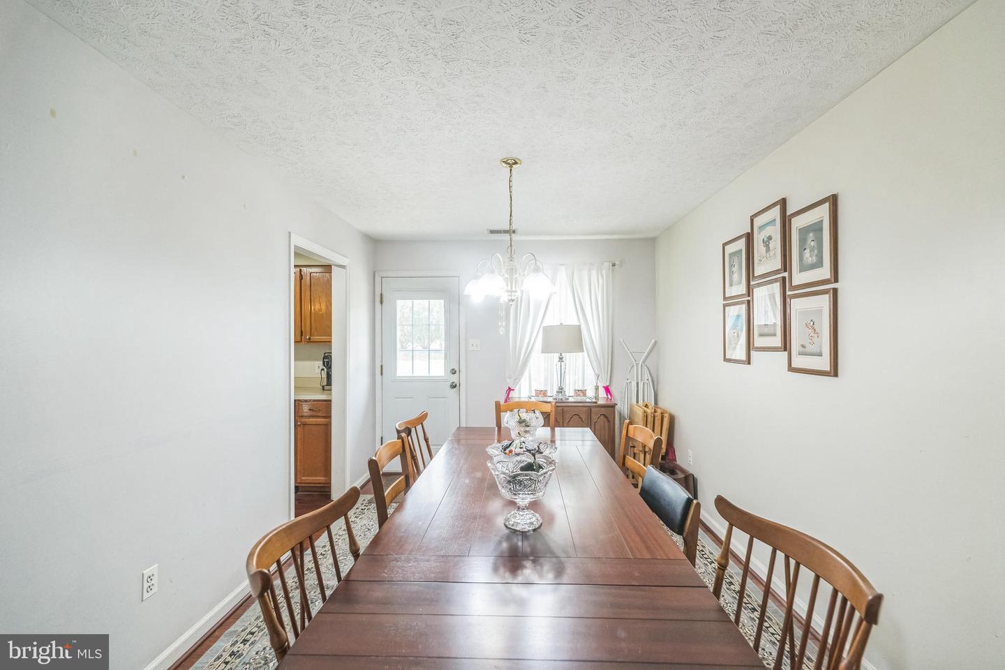 203 PEMBRIDGE DR, WINCHESTER, Virginia 22602, 5 Bedrooms Bedrooms, ,2 BathroomsBathrooms,Residential,For sale,203 PEMBRIDGE DR,VAFV2035360 MLS # VAFV2035360