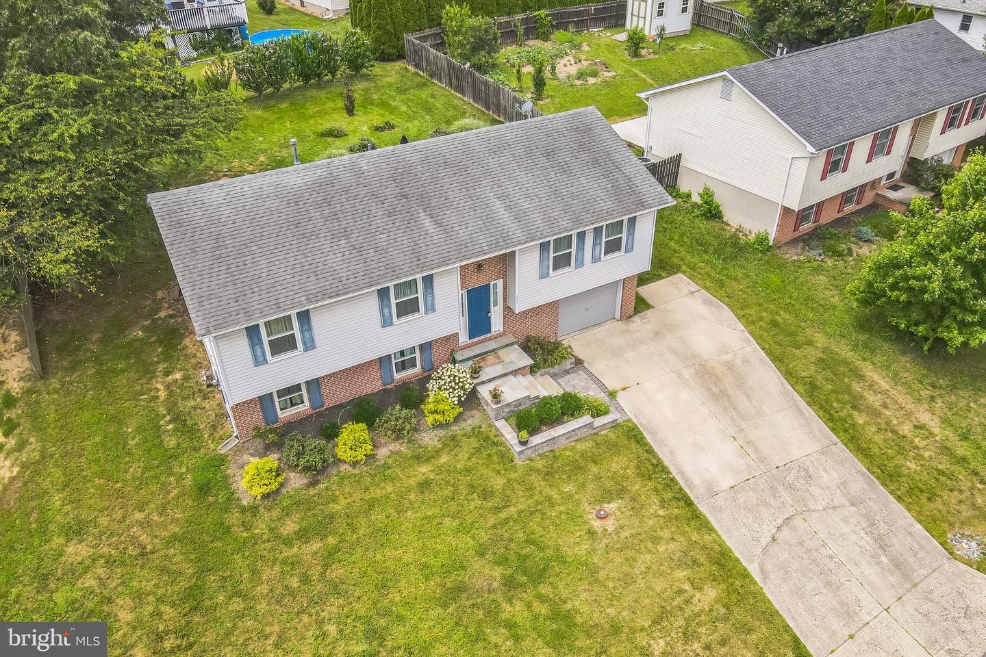 203 PEMBRIDGE DR, WINCHESTER, Virginia 22602, 5 Bedrooms Bedrooms, ,2 BathroomsBathrooms,Residential,For sale,203 PEMBRIDGE DR,VAFV2035360 MLS # VAFV2035360