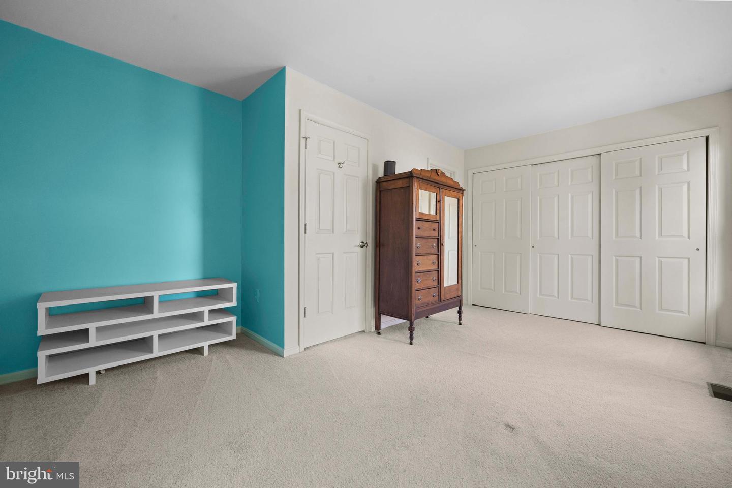 6505 RIVER TWEED LN, ALEXANDRIA, Virginia 22312, 2 Bedrooms Bedrooms, ,2 BathroomsBathrooms,Residential,For sale,6505 RIVER TWEED LN,VAFX2255170 MLS # VAFX2255170