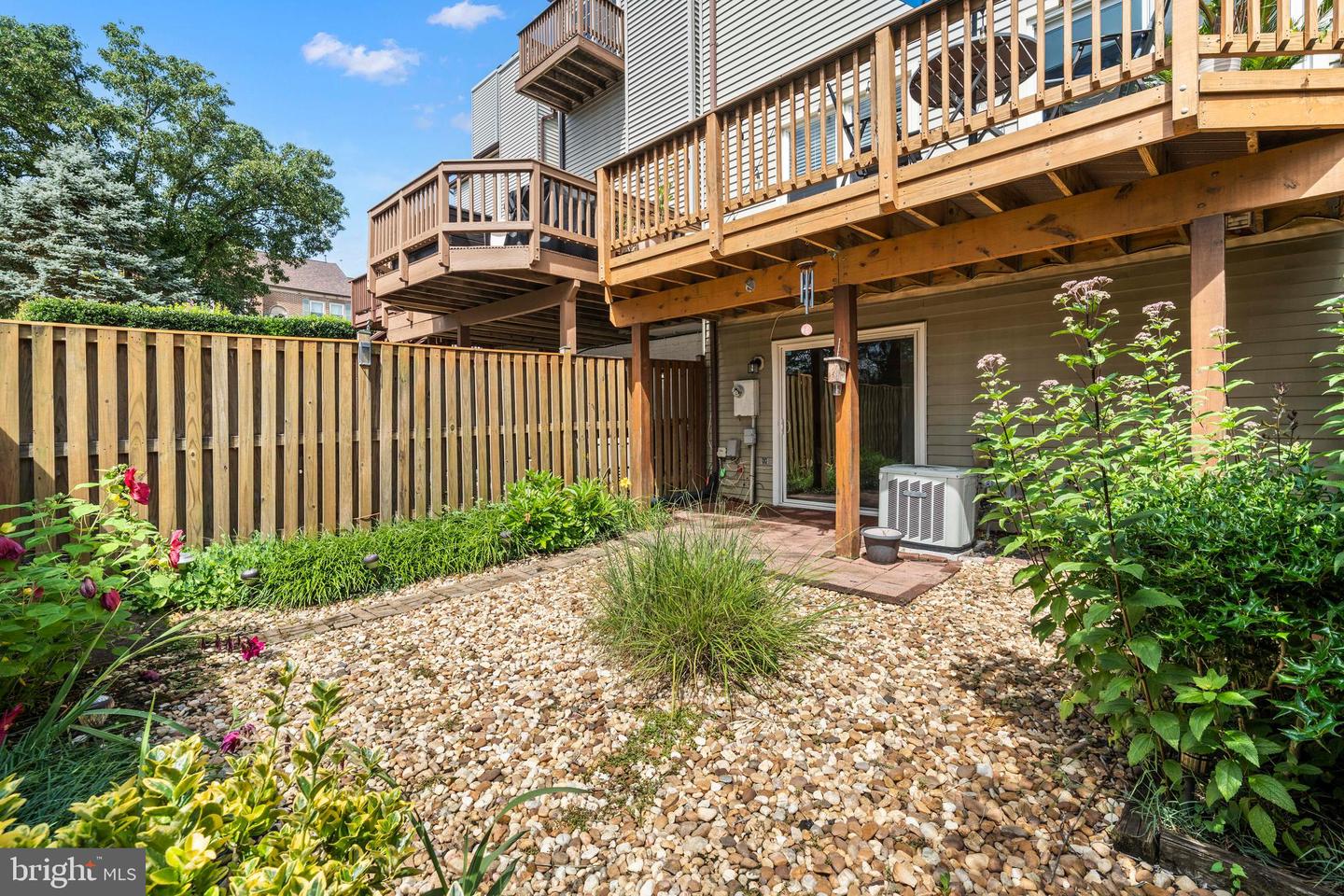 6505 RIVER TWEED LN, ALEXANDRIA, Virginia 22312, 2 Bedrooms Bedrooms, ,2 BathroomsBathrooms,Residential,For sale,6505 RIVER TWEED LN,VAFX2255170 MLS # VAFX2255170