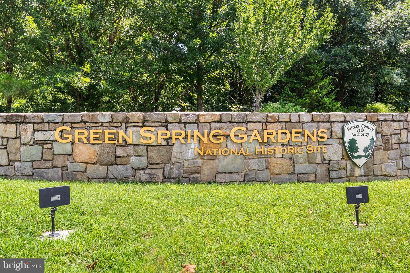6505 RIVER TWEED LN, ALEXANDRIA, Virginia 22312, 2 Bedrooms Bedrooms, ,2 BathroomsBathrooms,Residential,For sale,6505 RIVER TWEED LN,VAFX2255170 MLS # VAFX2255170