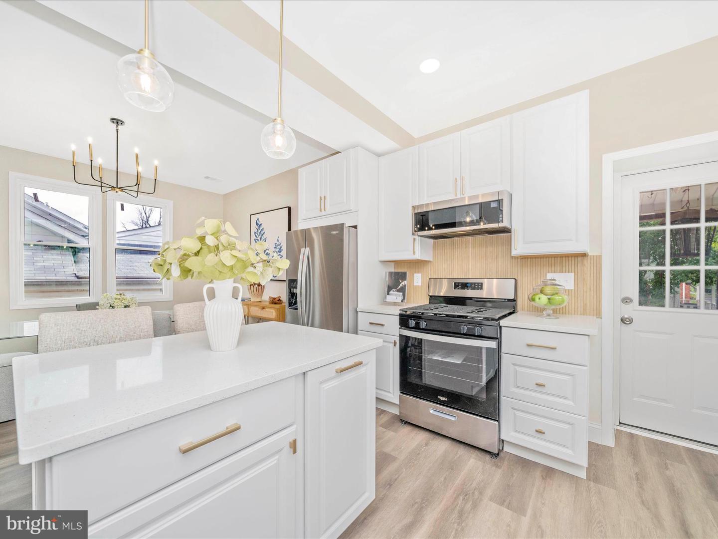 2140 32ND ST SE, WASHINGTON, District Of Columbia 20020, 3 Bedrooms Bedrooms, ,3 BathroomsBathrooms,Residential,For sale,2140 32ND ST SE,DCDC2210288 MLS # DCDC2210288
